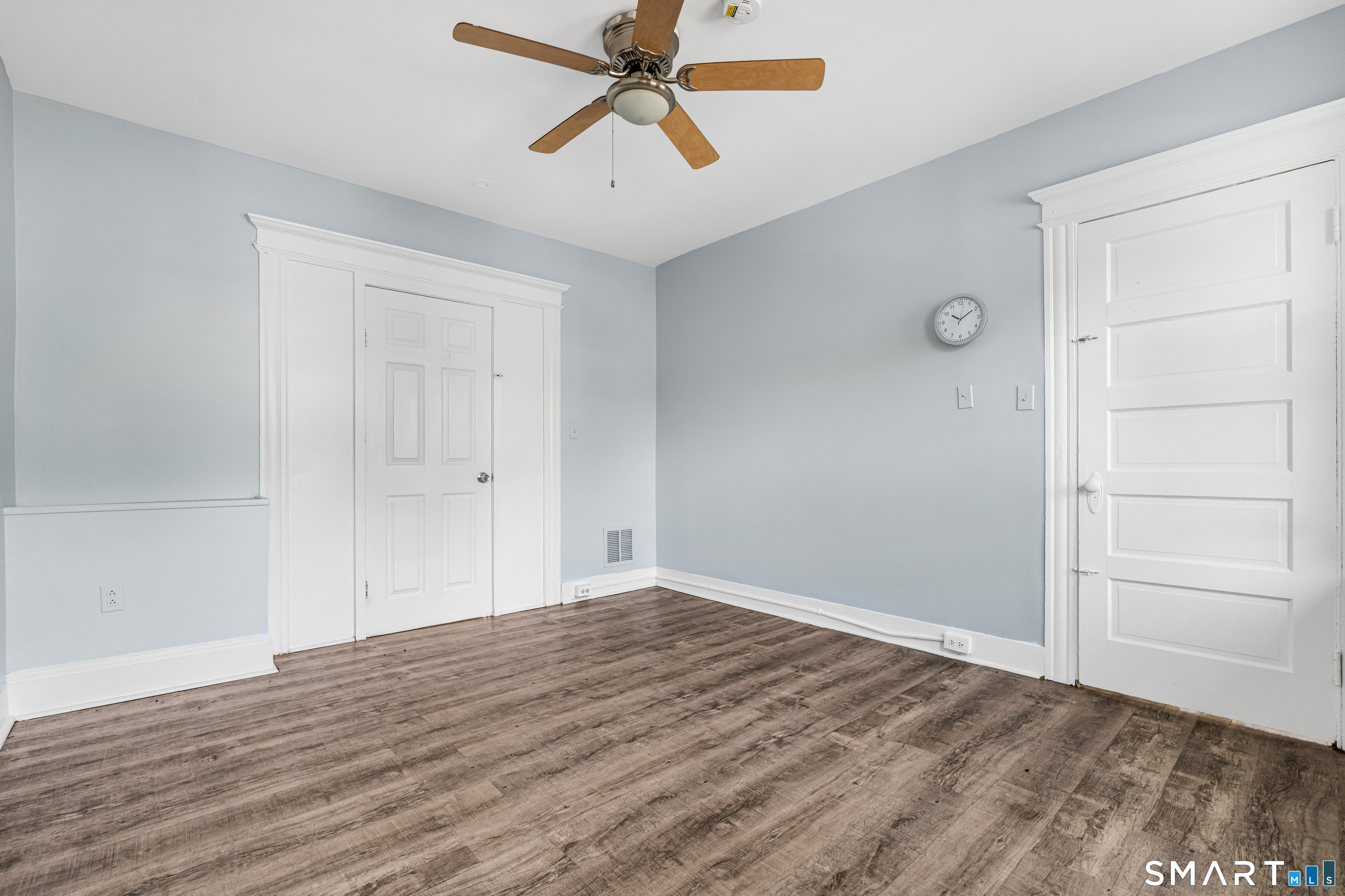 350 Spring Street Property Photo 8