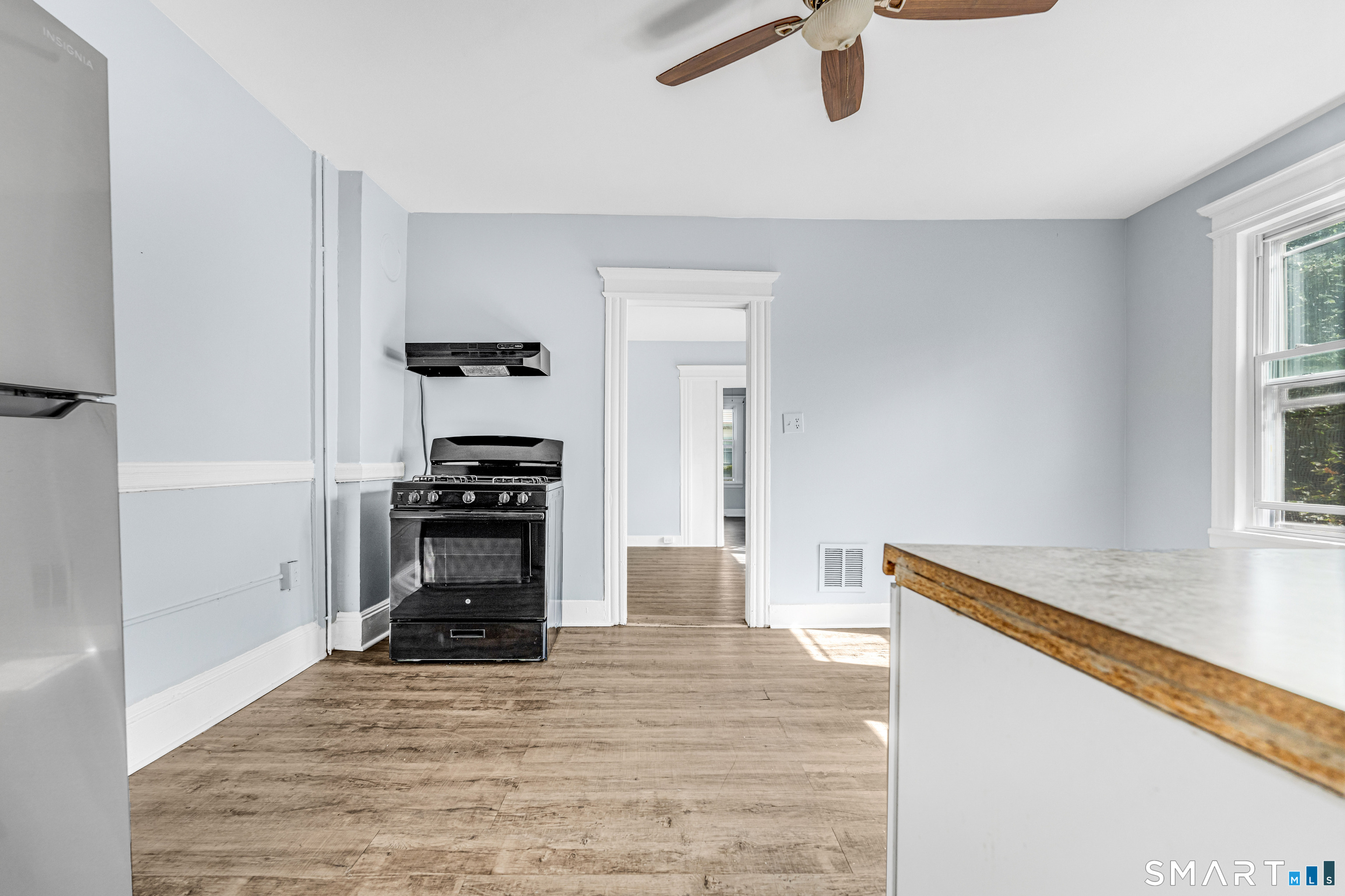 350 Spring Street Property Photo 18