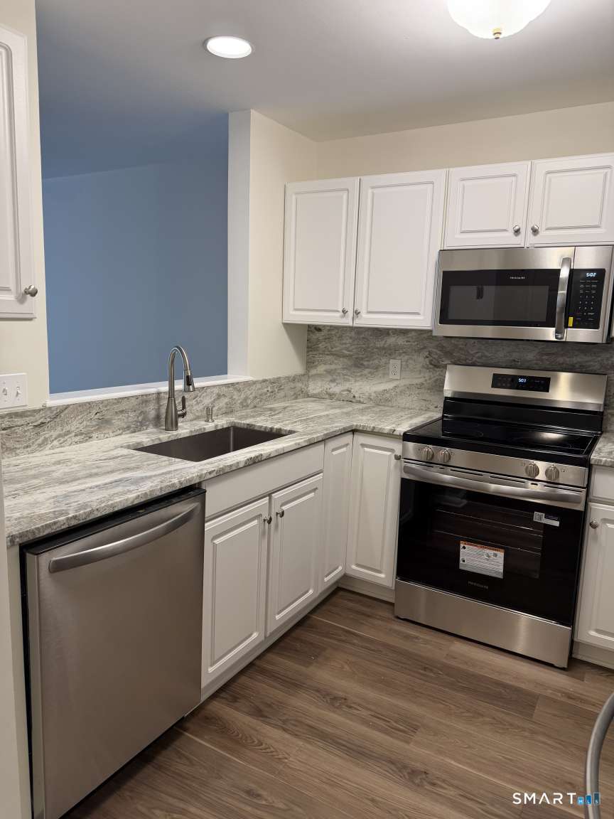 75 Washington 7-305 Avenue Property Photo 2