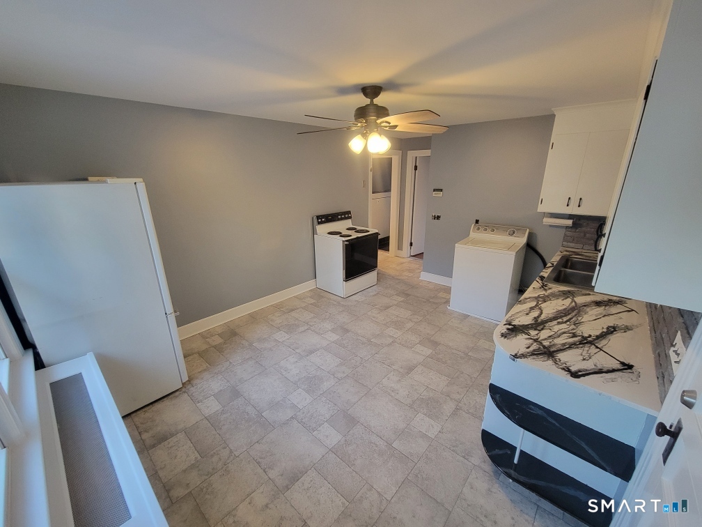 307 Hill Street Property Photo 8