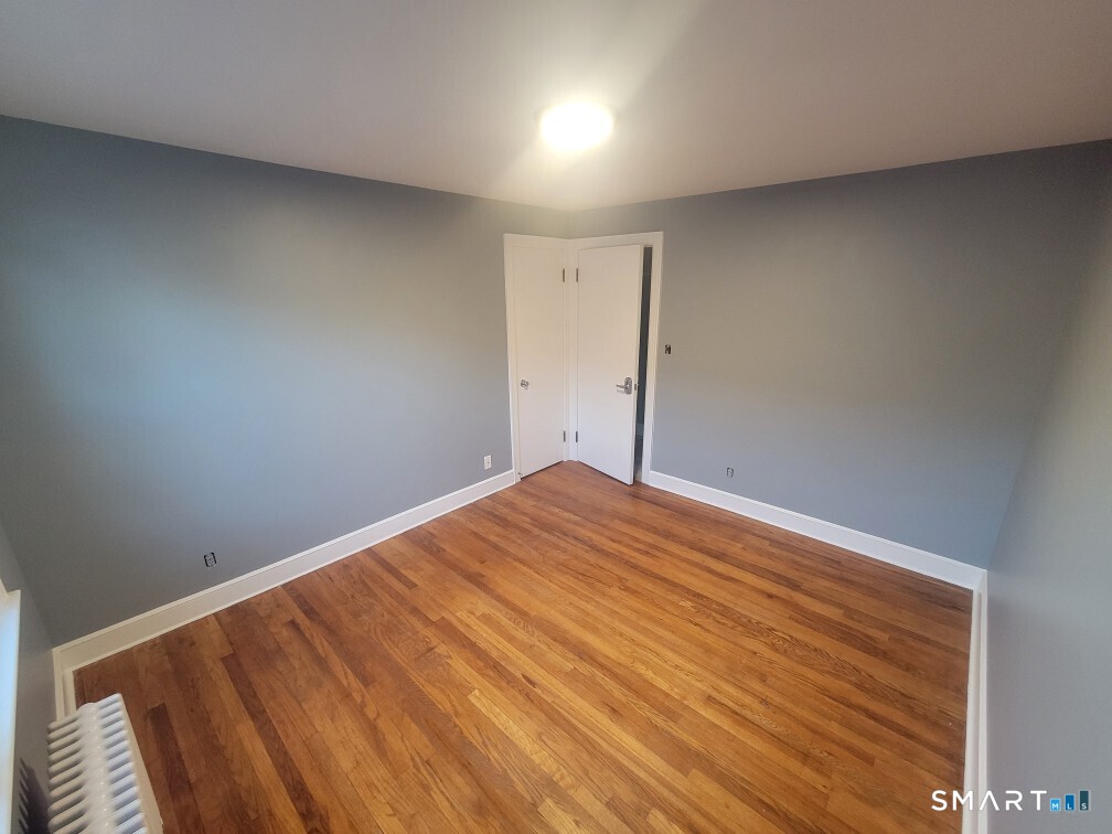 307 Hill Street Property Photo 9