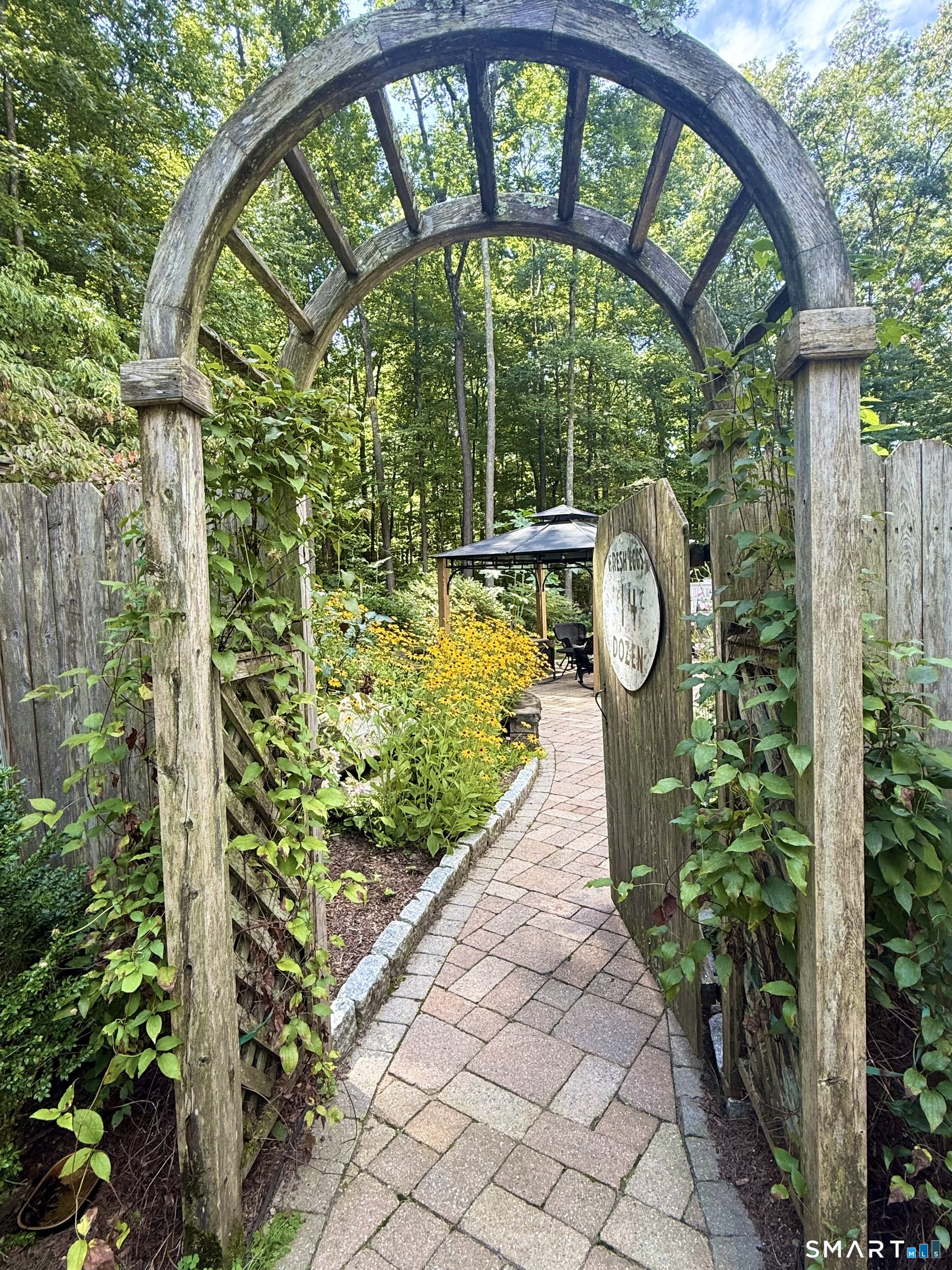 391 Squaw Hollow Road Property Photo 1