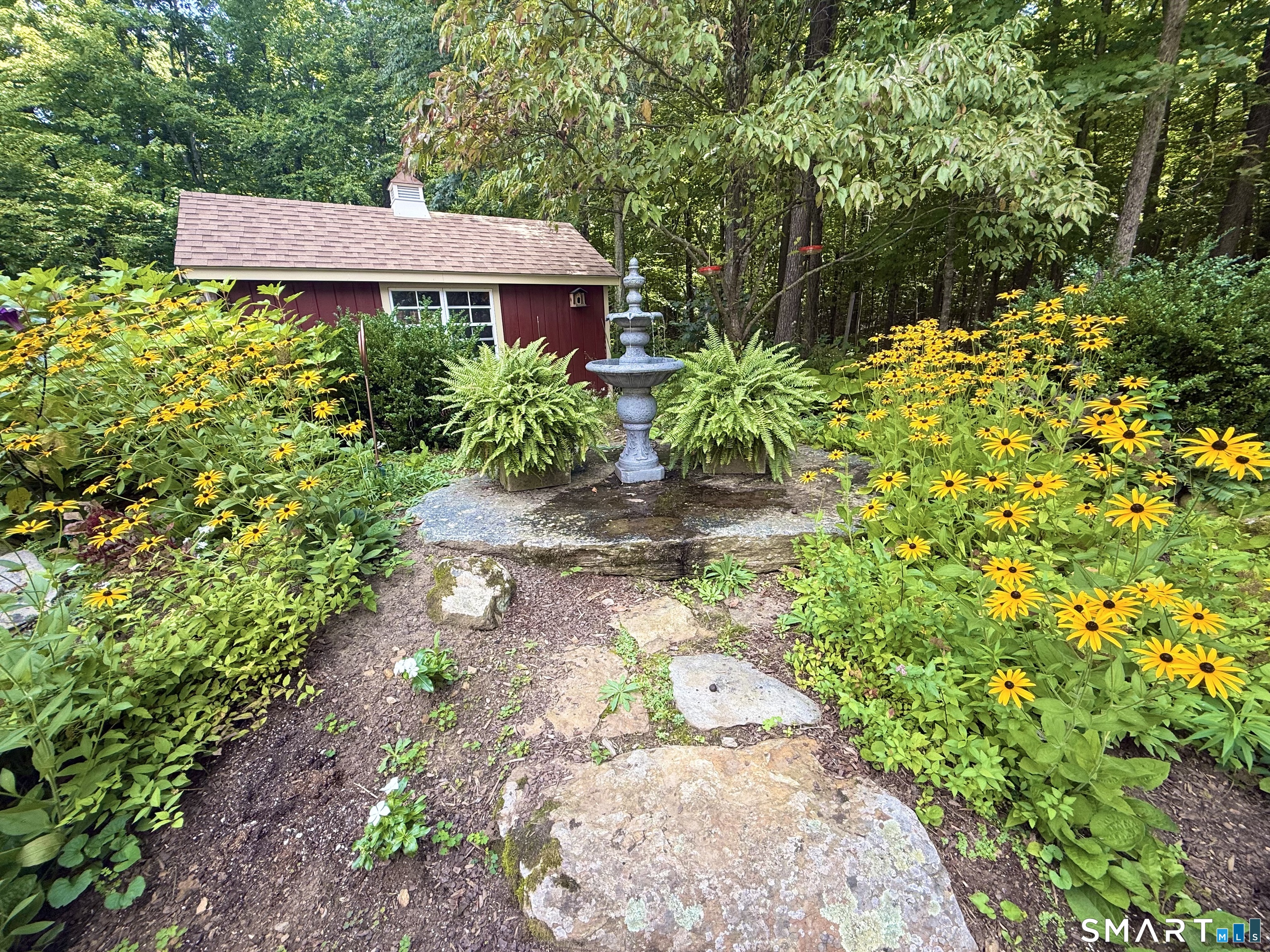 391 Squaw Hollow Road Property Photo 3