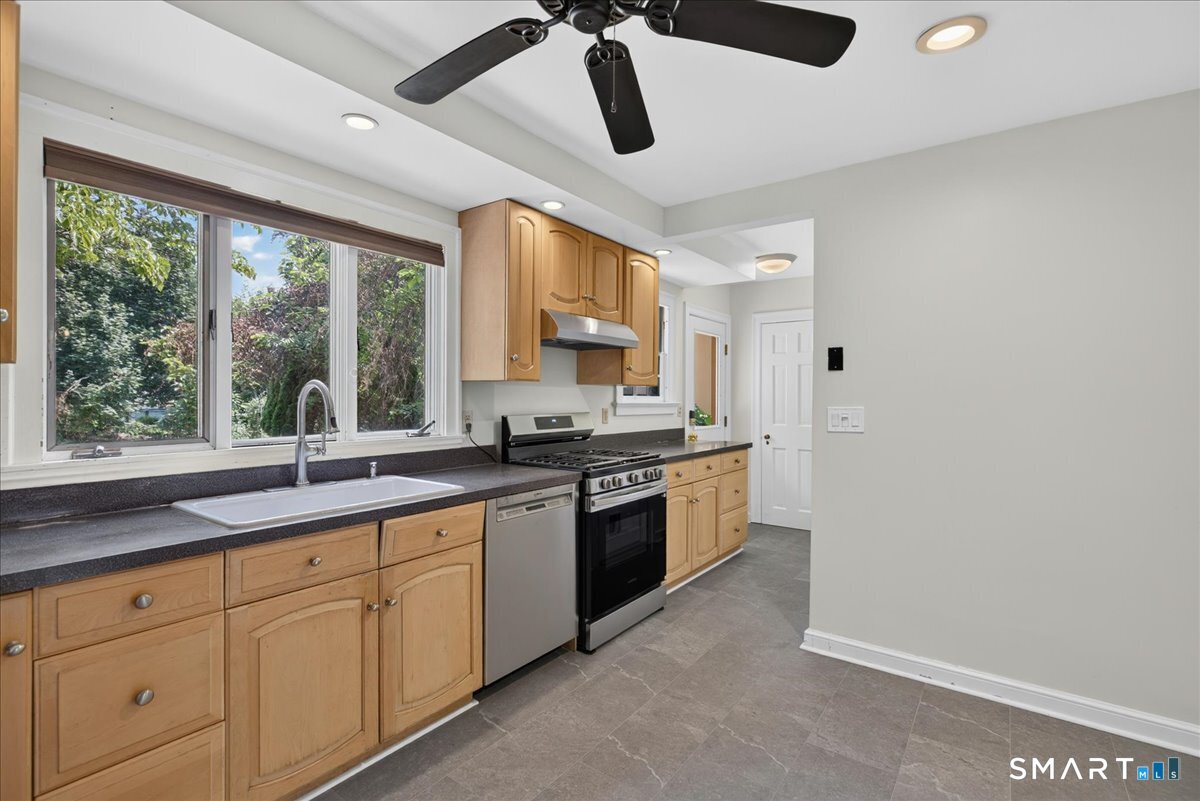 58 Myra Road Property Photo 11