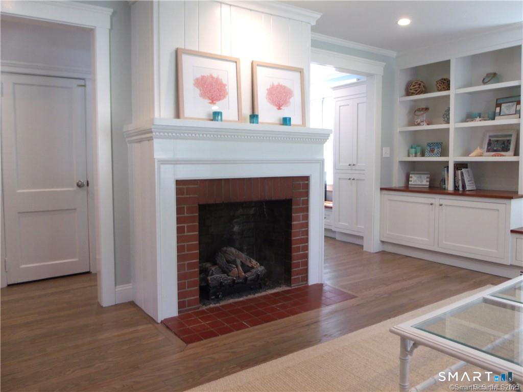 8 Lawson Drive Property Photo 2
