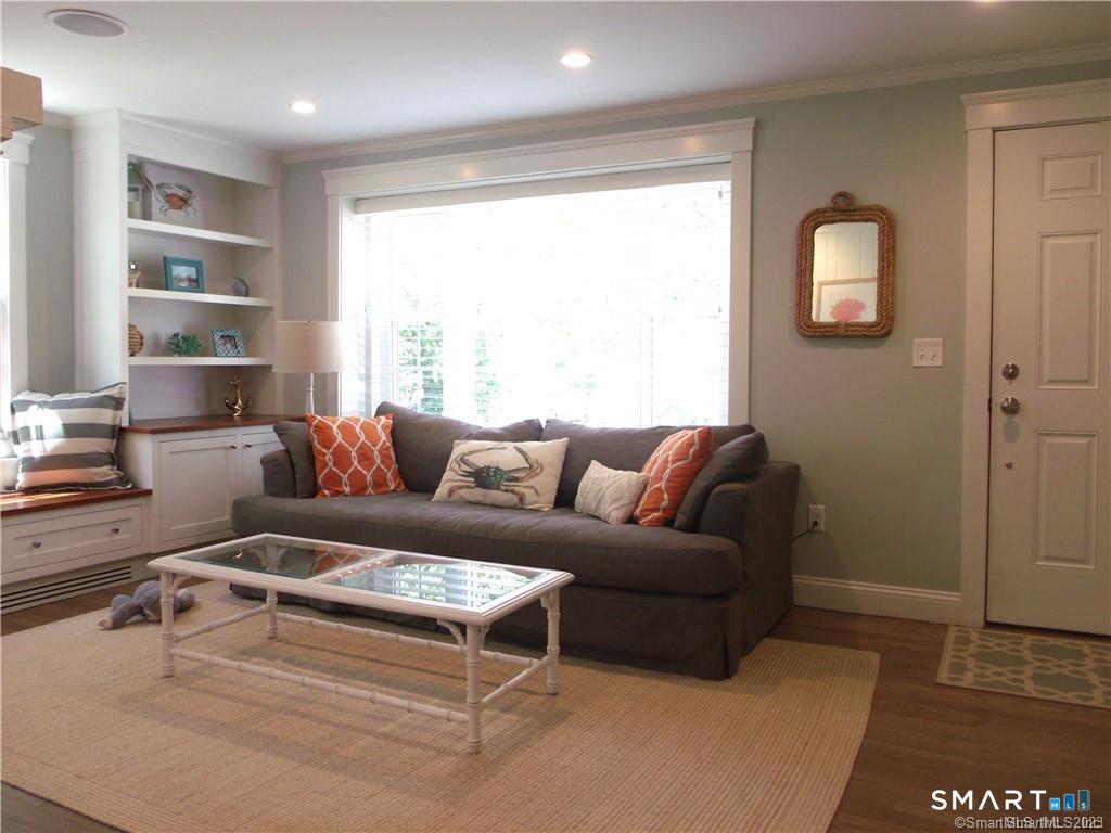 8 Lawson Drive Property Photo 3