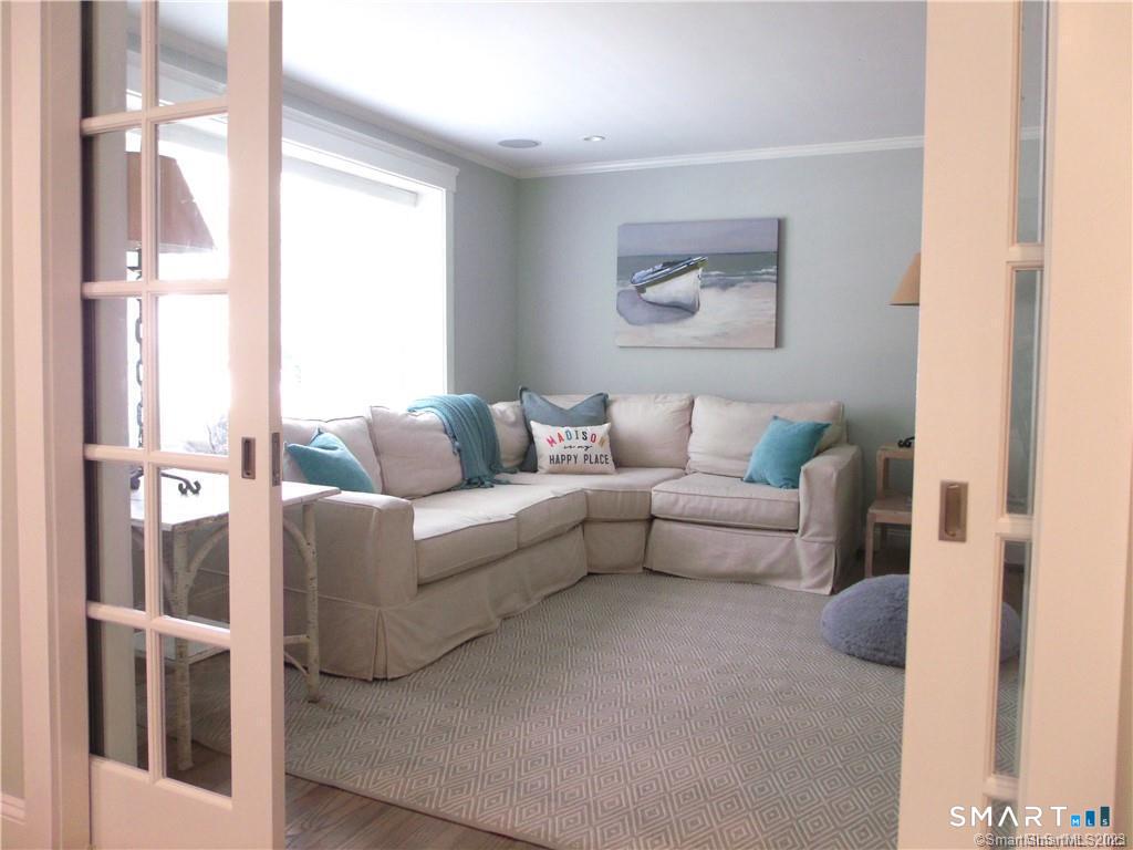 8 Lawson Drive Property Photo 5