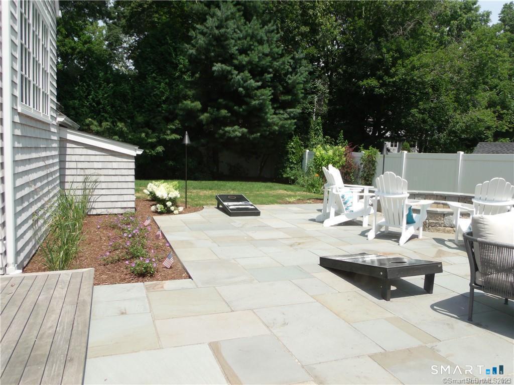 8 Lawson Drive Property Photo 13