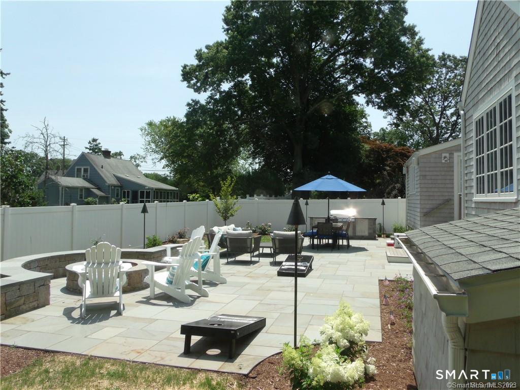 8 Lawson Drive Property Photo 18