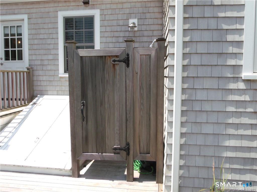 8 Lawson Drive Property Photo 20