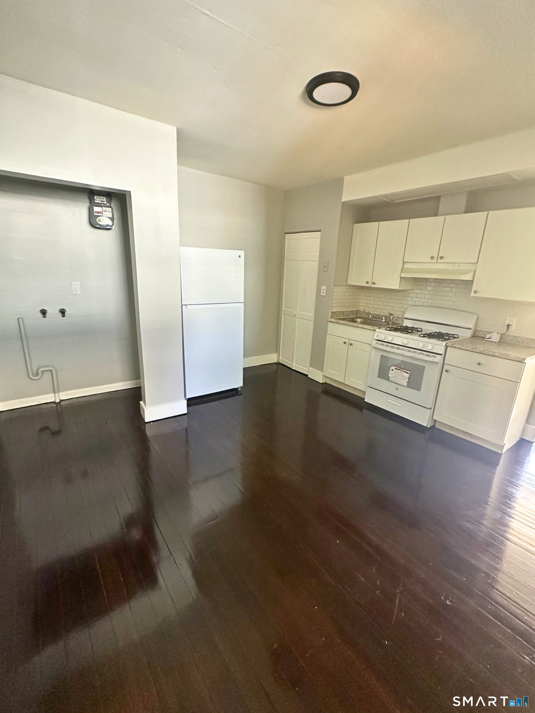 747 Dixwell Avenue Property Photo 7
