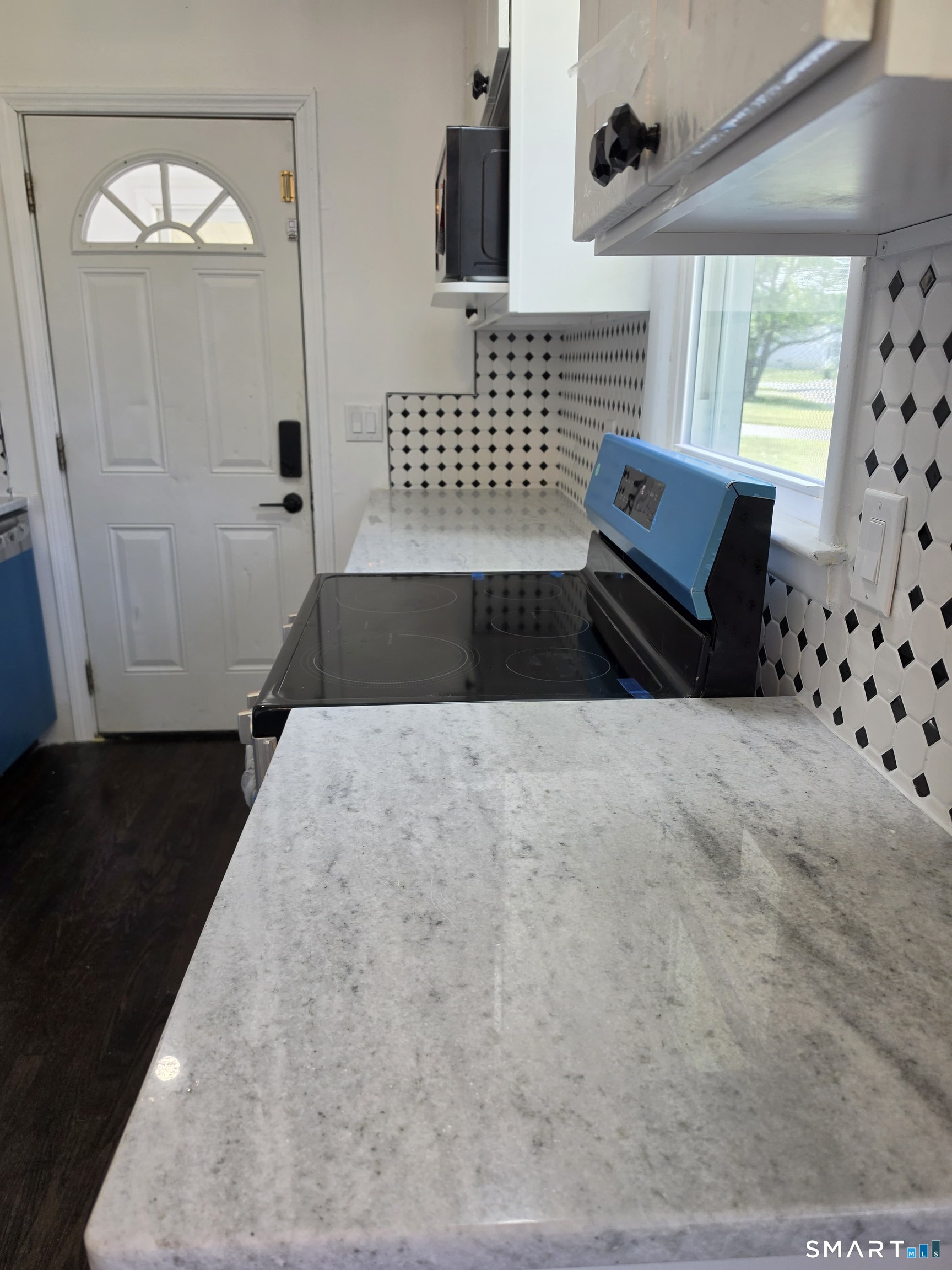 6 Devens Street Property Photo 13