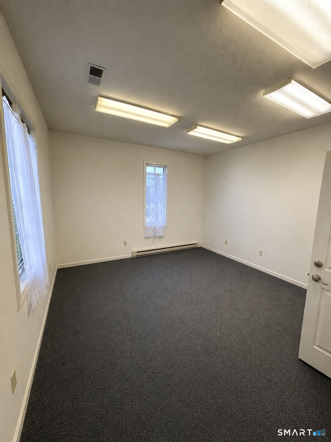 24188501 Property Photo 1