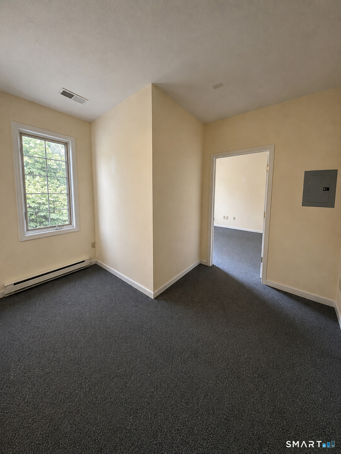 24188501 Property Photo 4