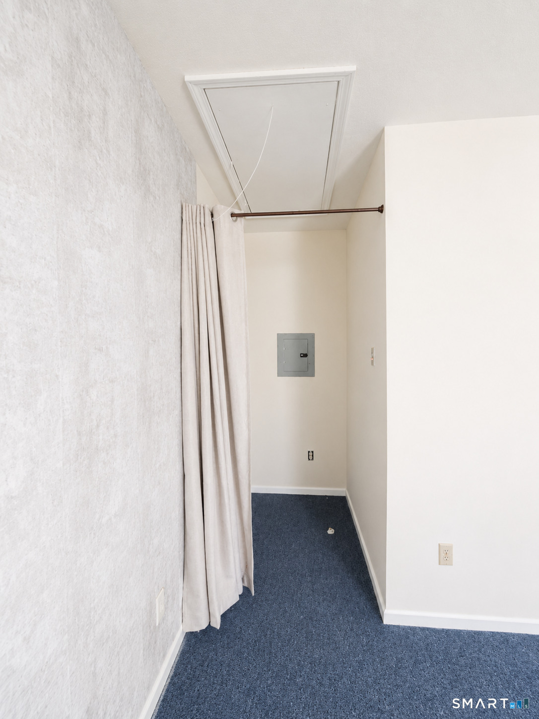 24188501 Property Photo 11