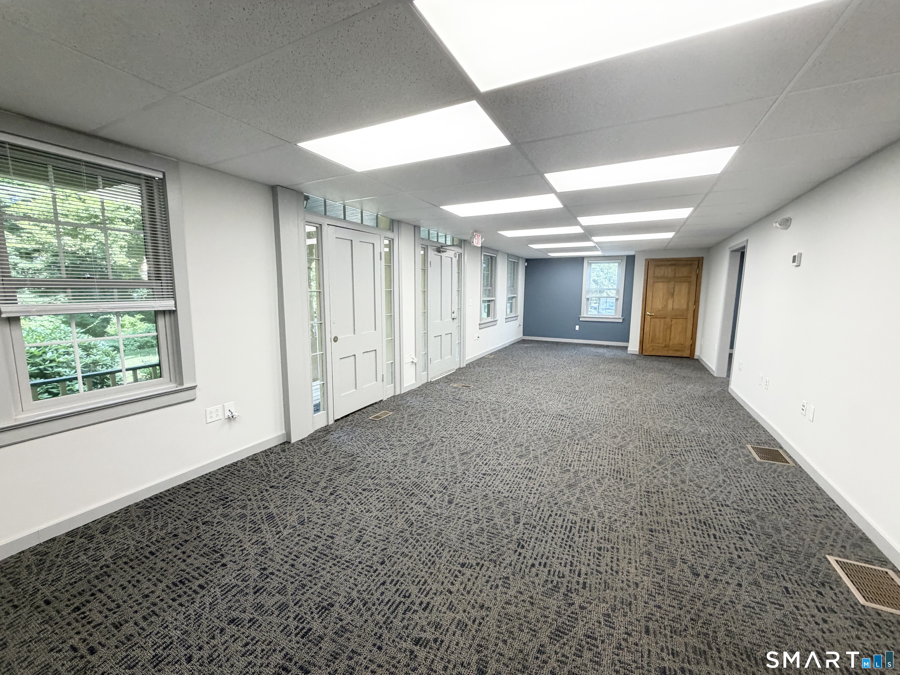 6 Ledgebrook B Drive Property Photo 2