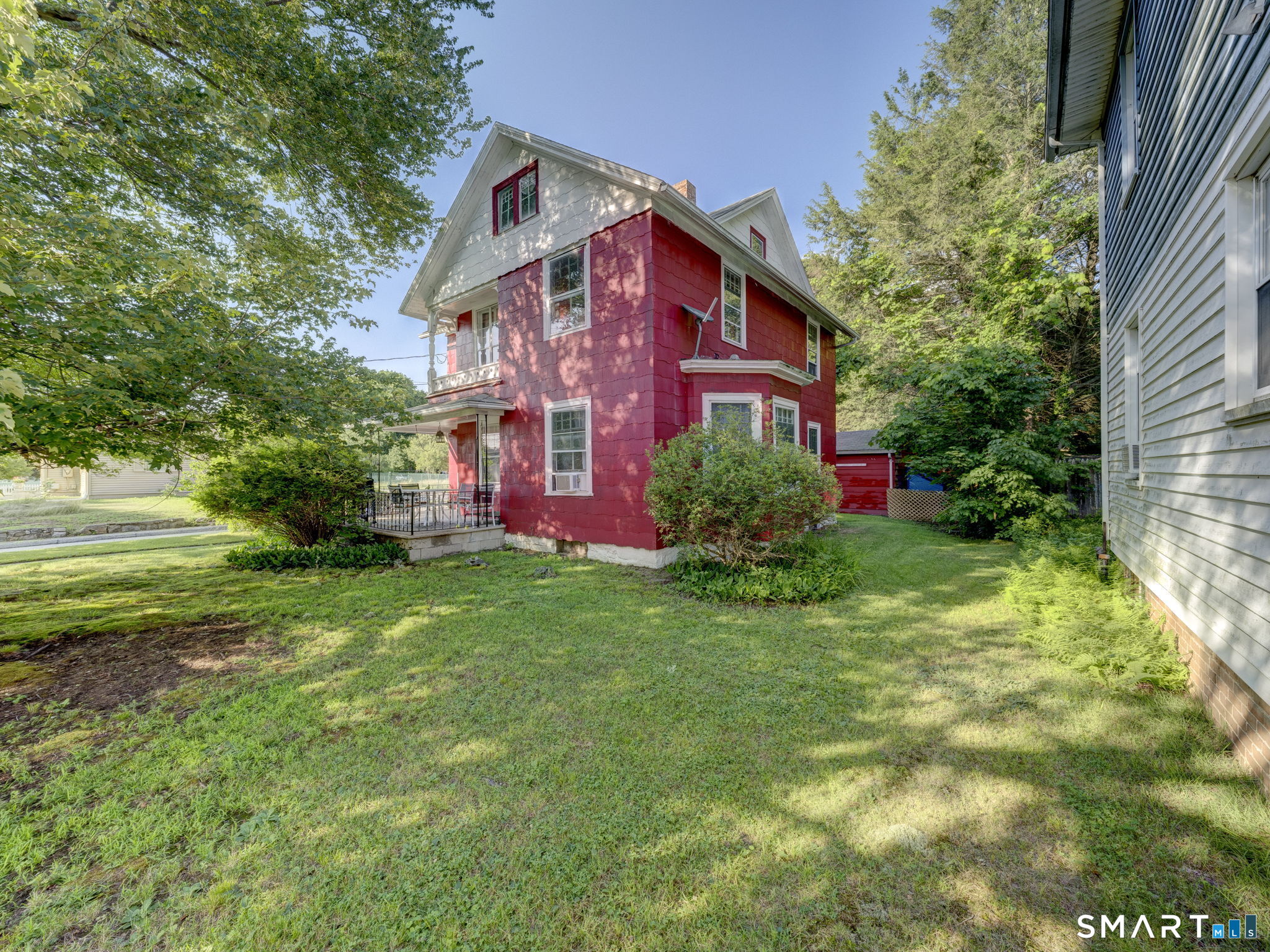 293 Washington Street Property Photo 1