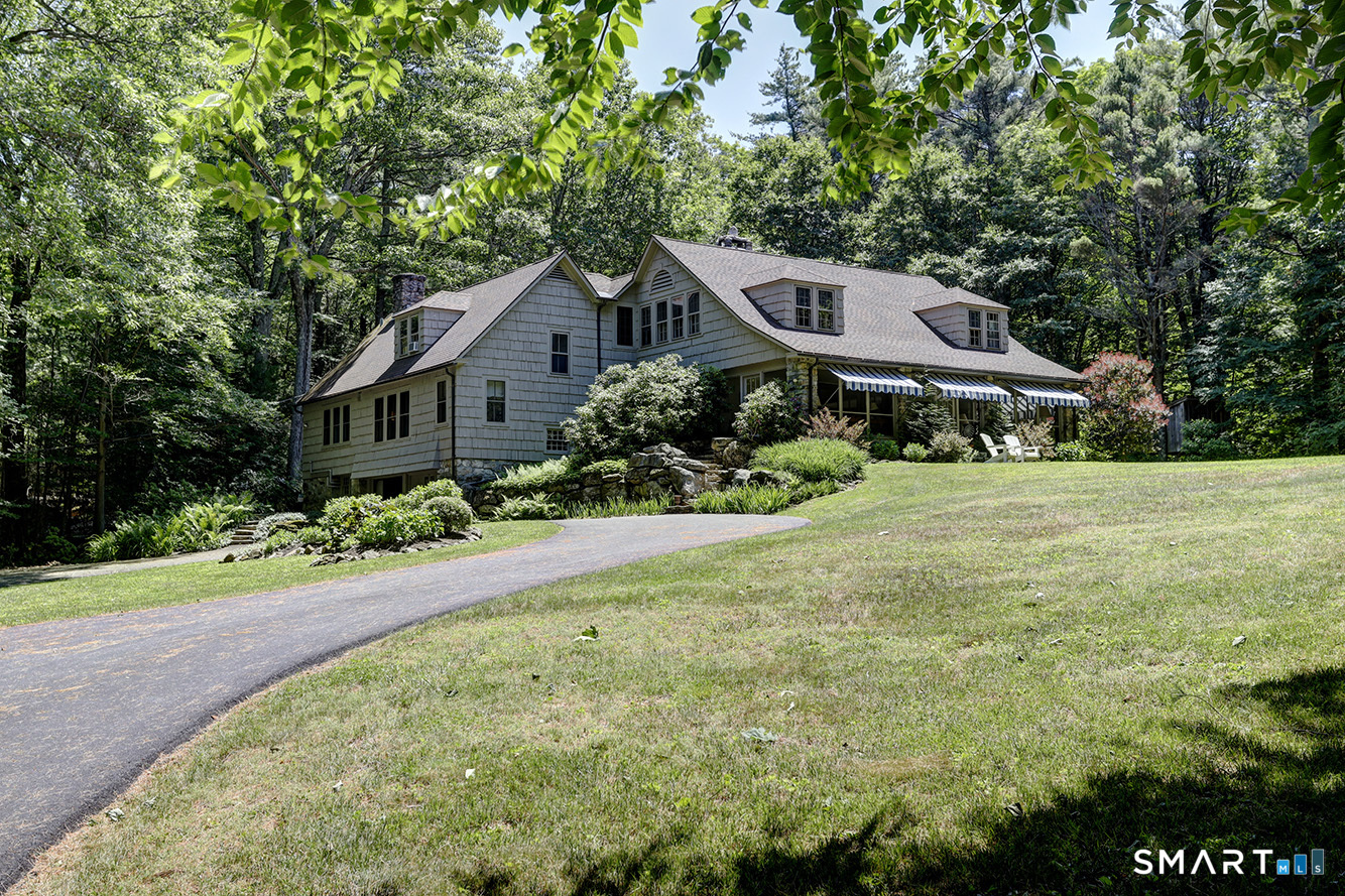 55 Golf Drive Property Photo 1