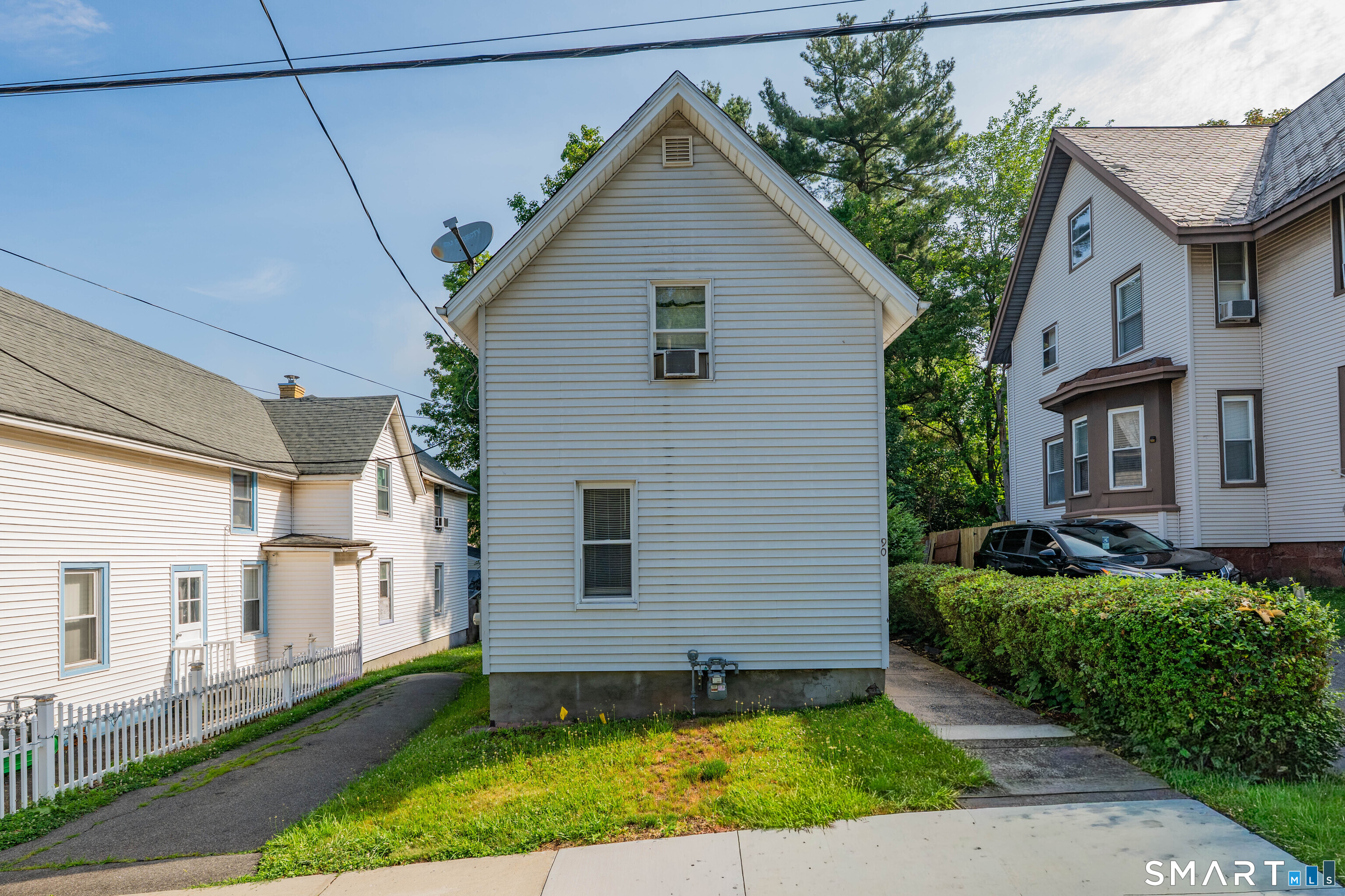 90 Myrtle Street Property Photo 2