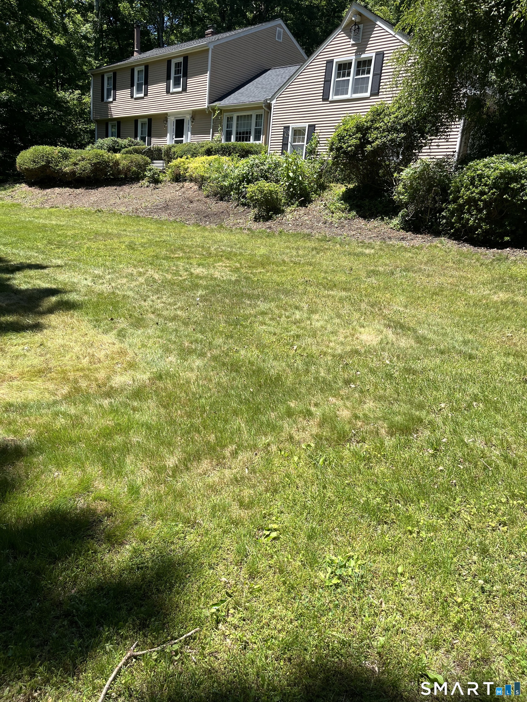 100 Blue Trail Property Photo 1