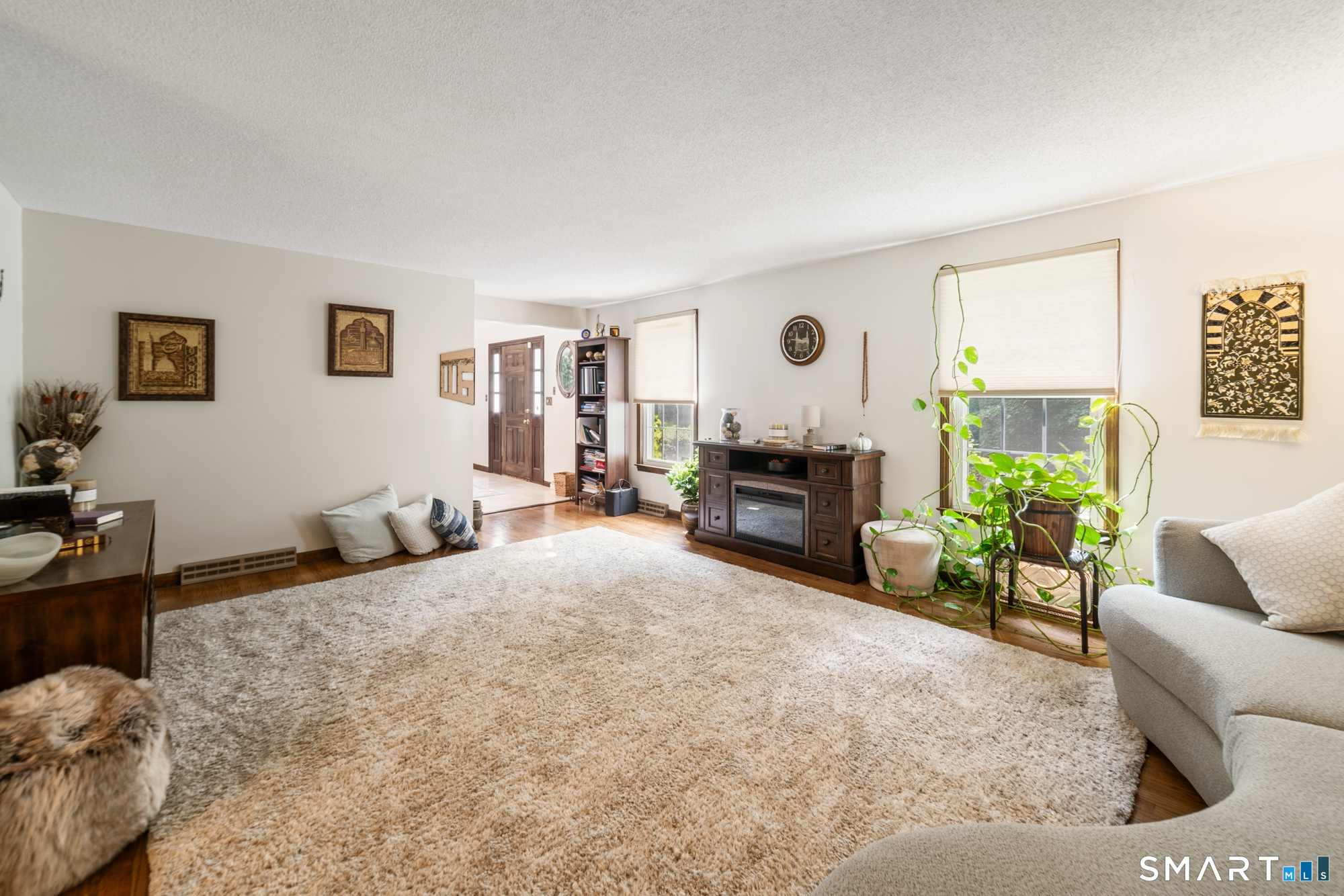 100 Blue Trail Property Photo 8