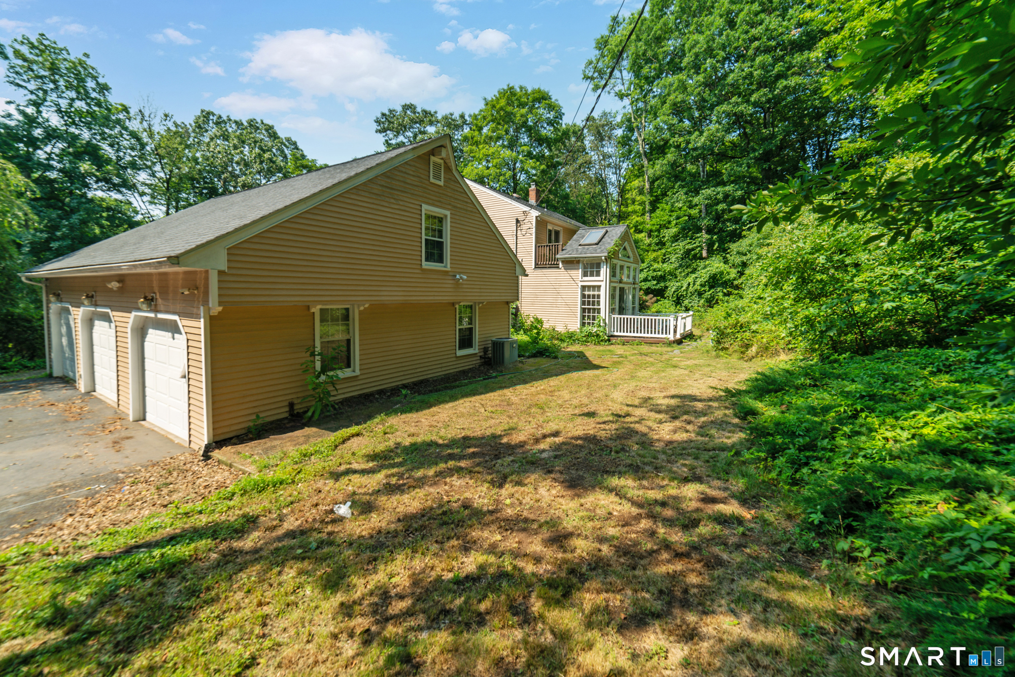 100 Blue Trail Property Photo 37