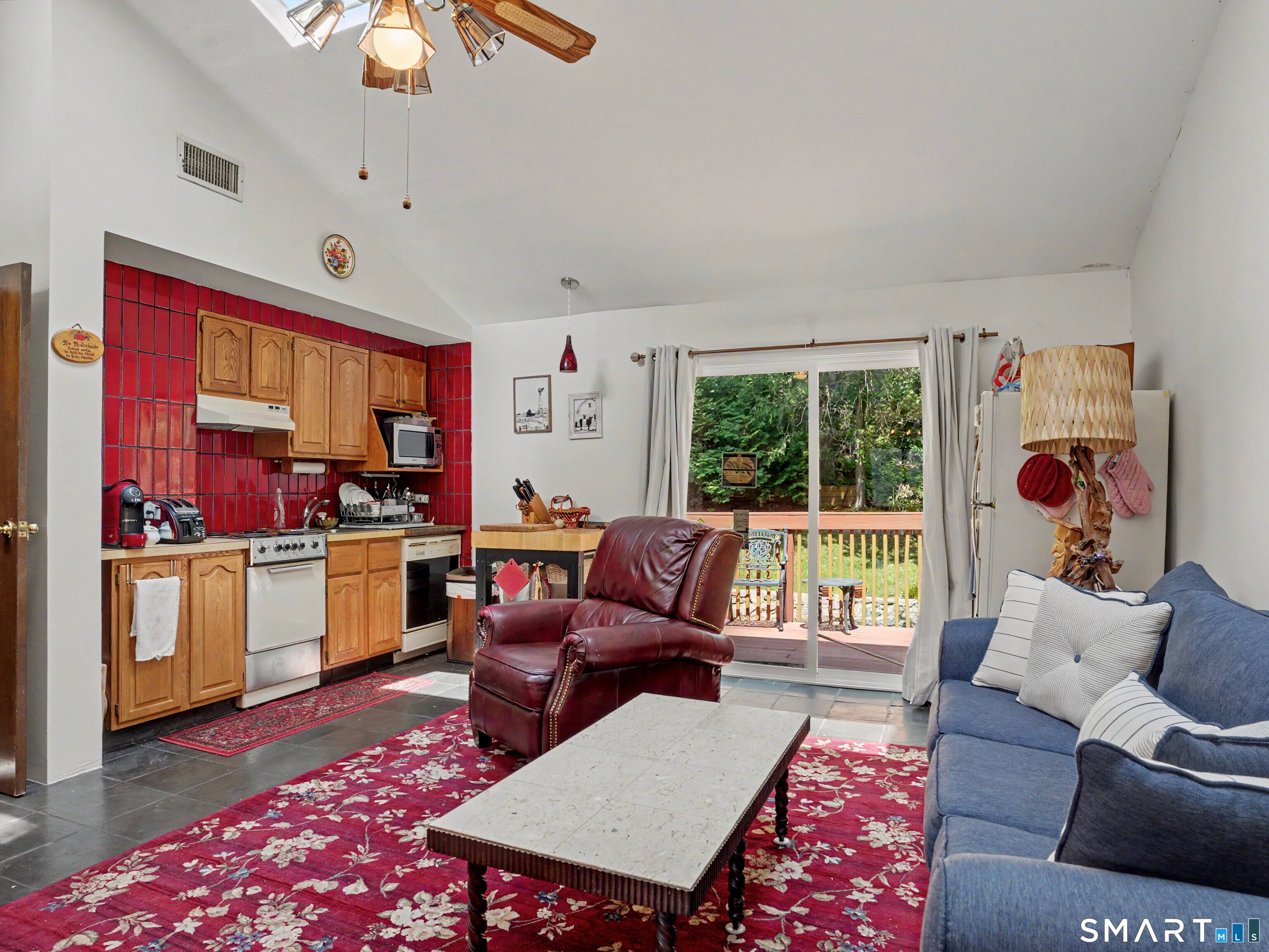 59 Lake Shore South Drive Property Photo 12
