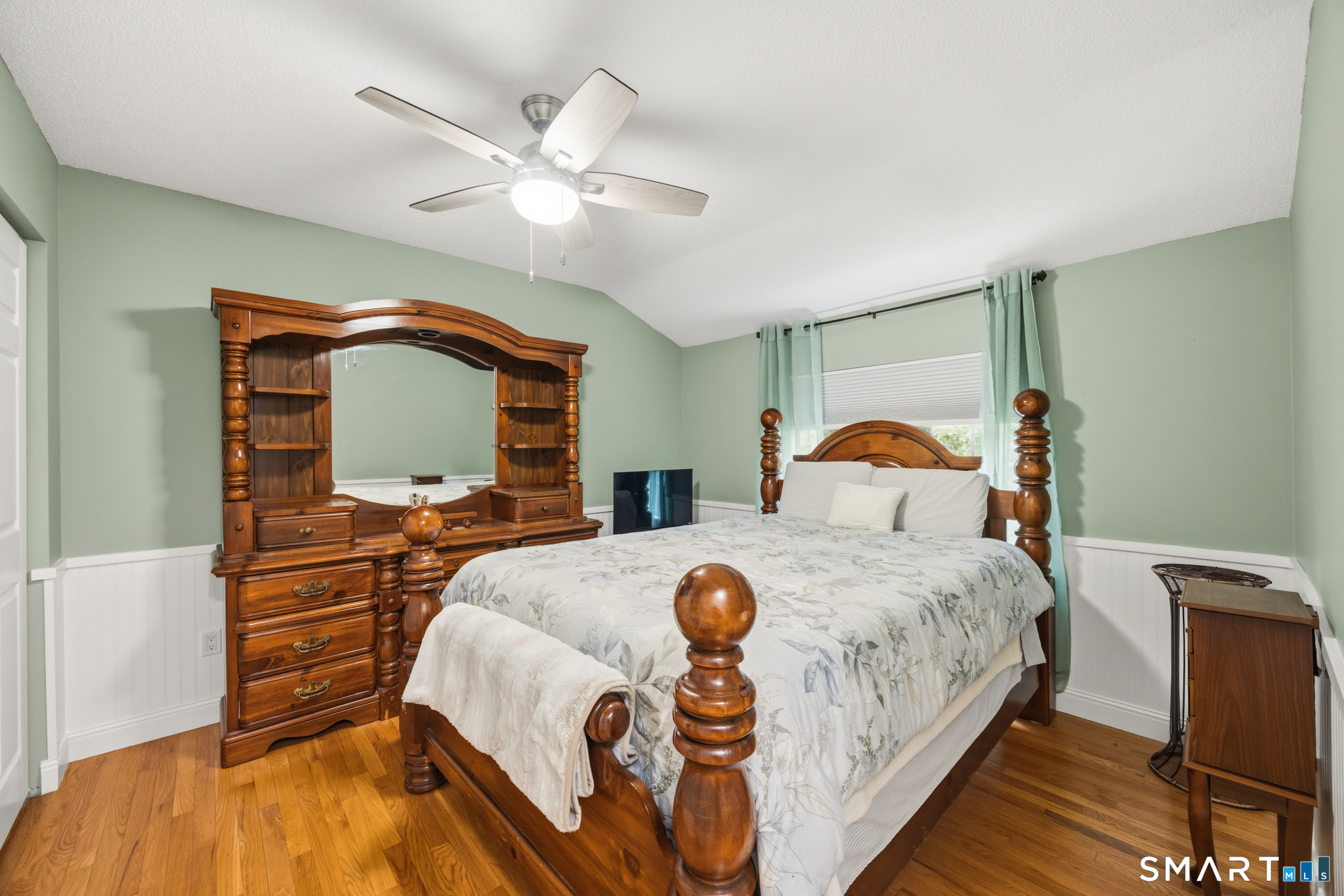 19 Lake Avenue Property Photo 15