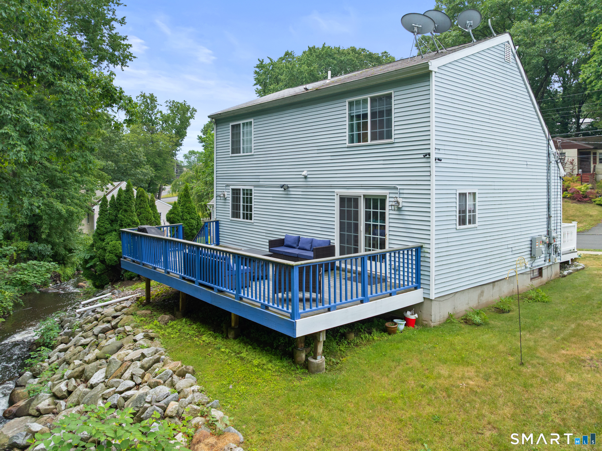 19 Lake Avenue Property Photo 31