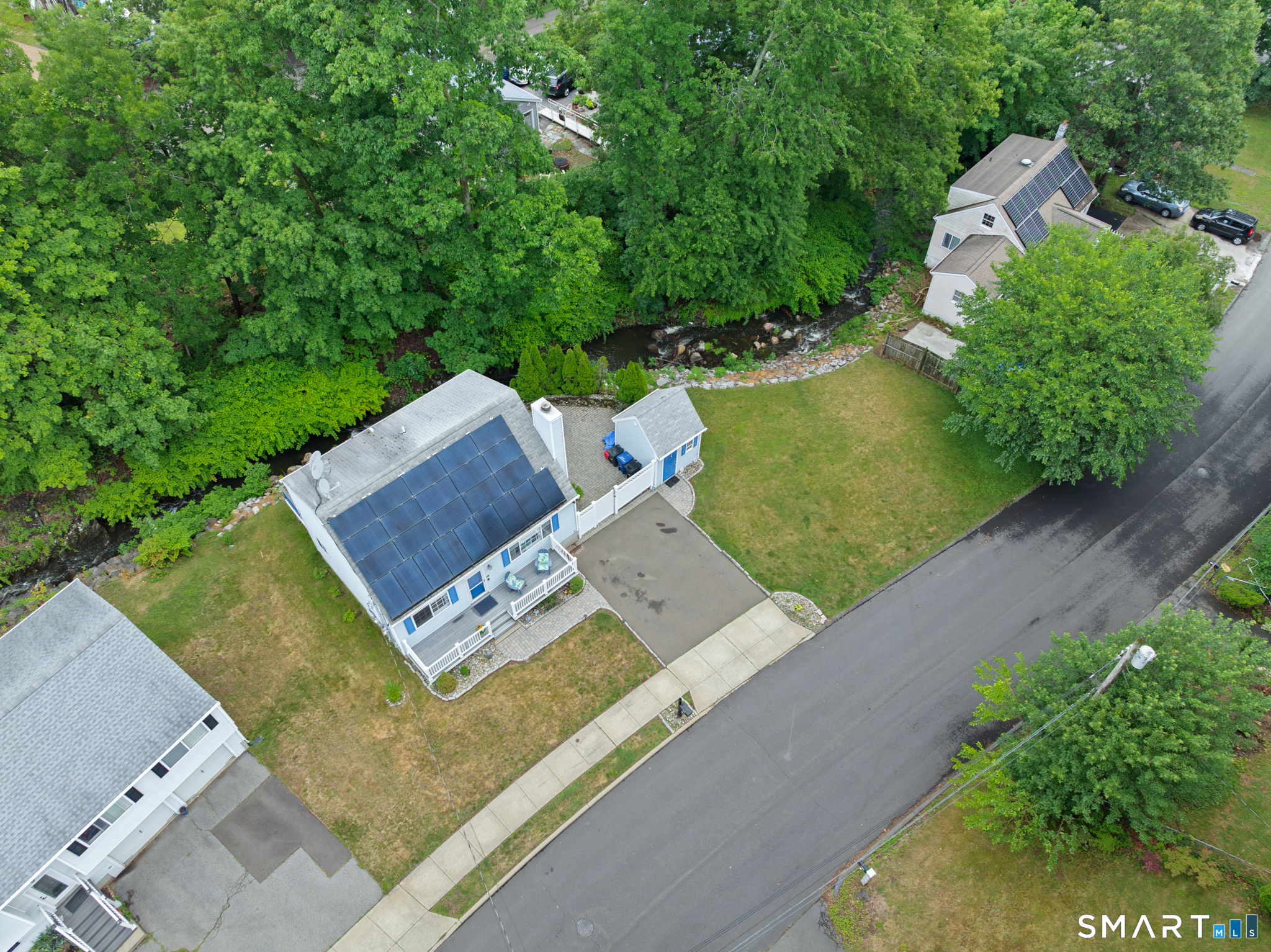 19 Lake Avenue Property Photo 34