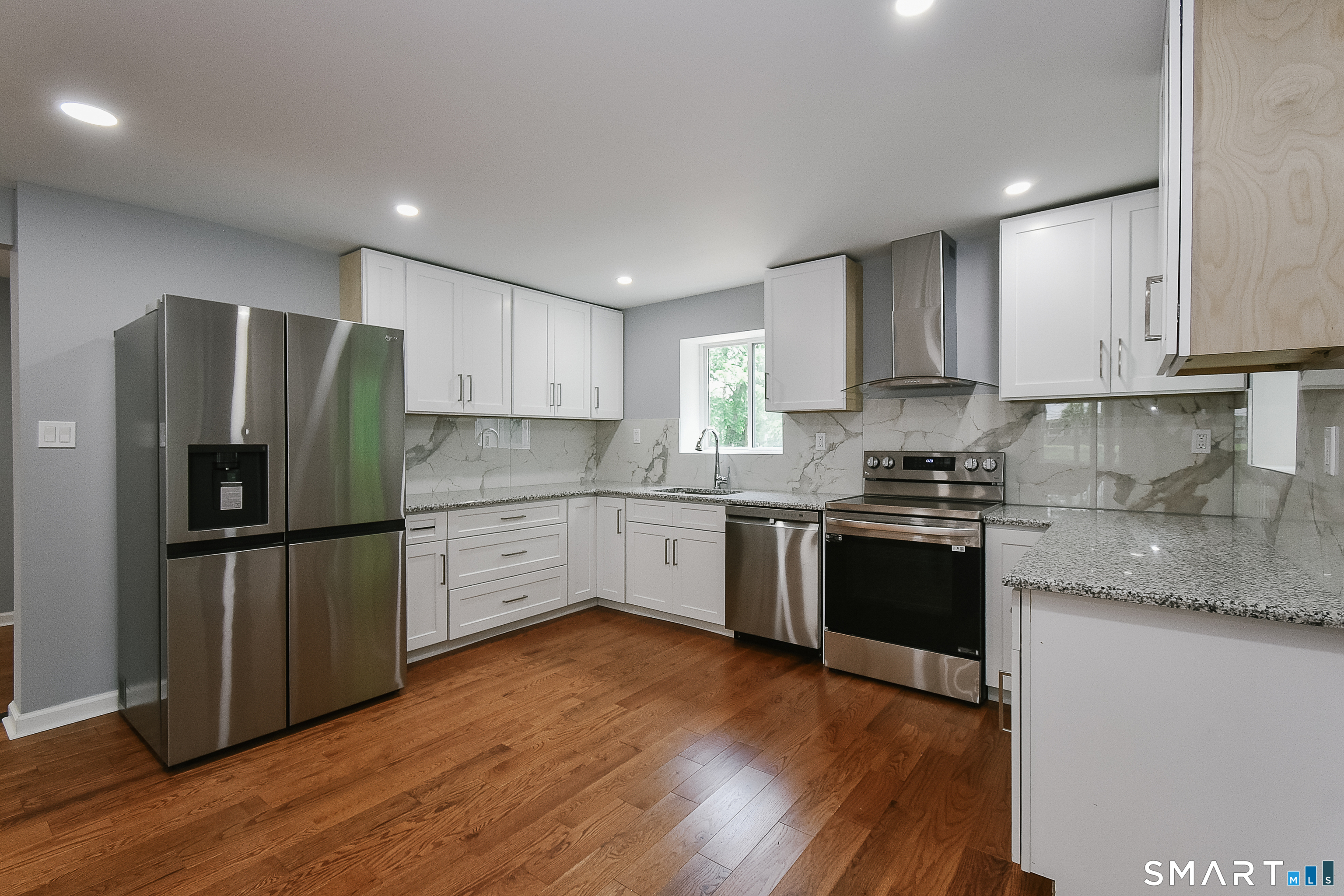 28 Birden Street Property Photo 5