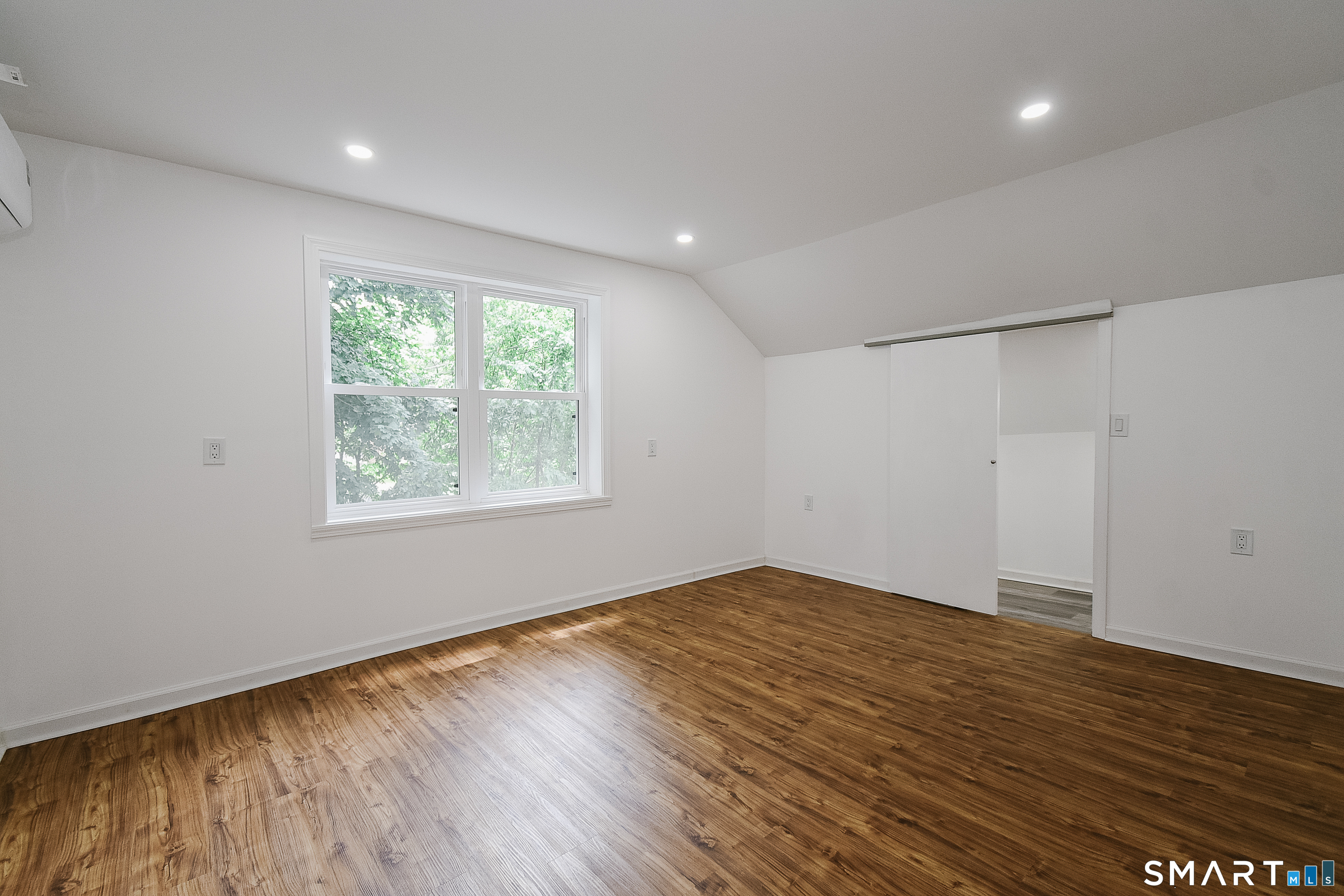 28 Birden Street Property Photo 23