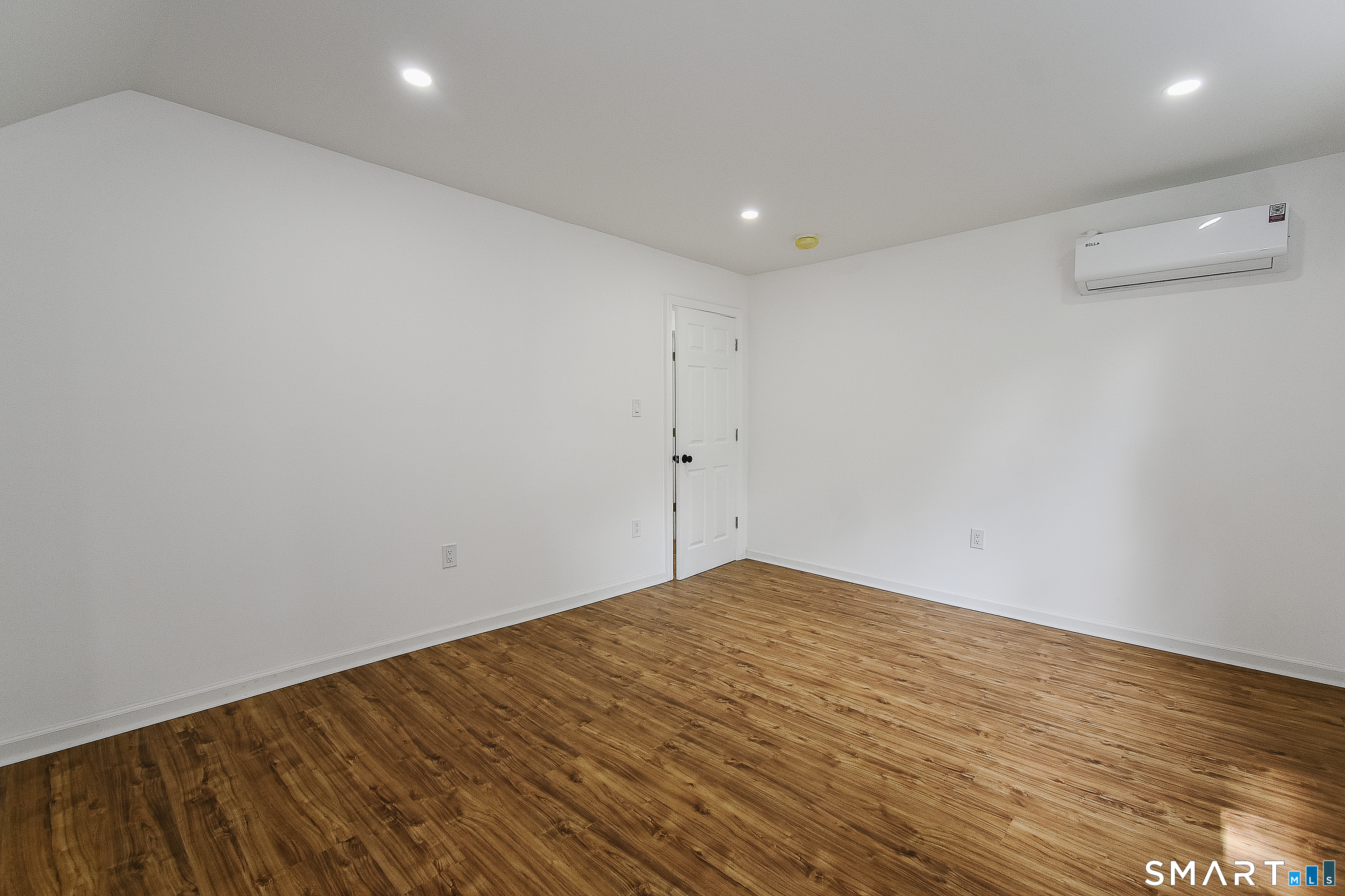 28 Birden Street Property Photo 24