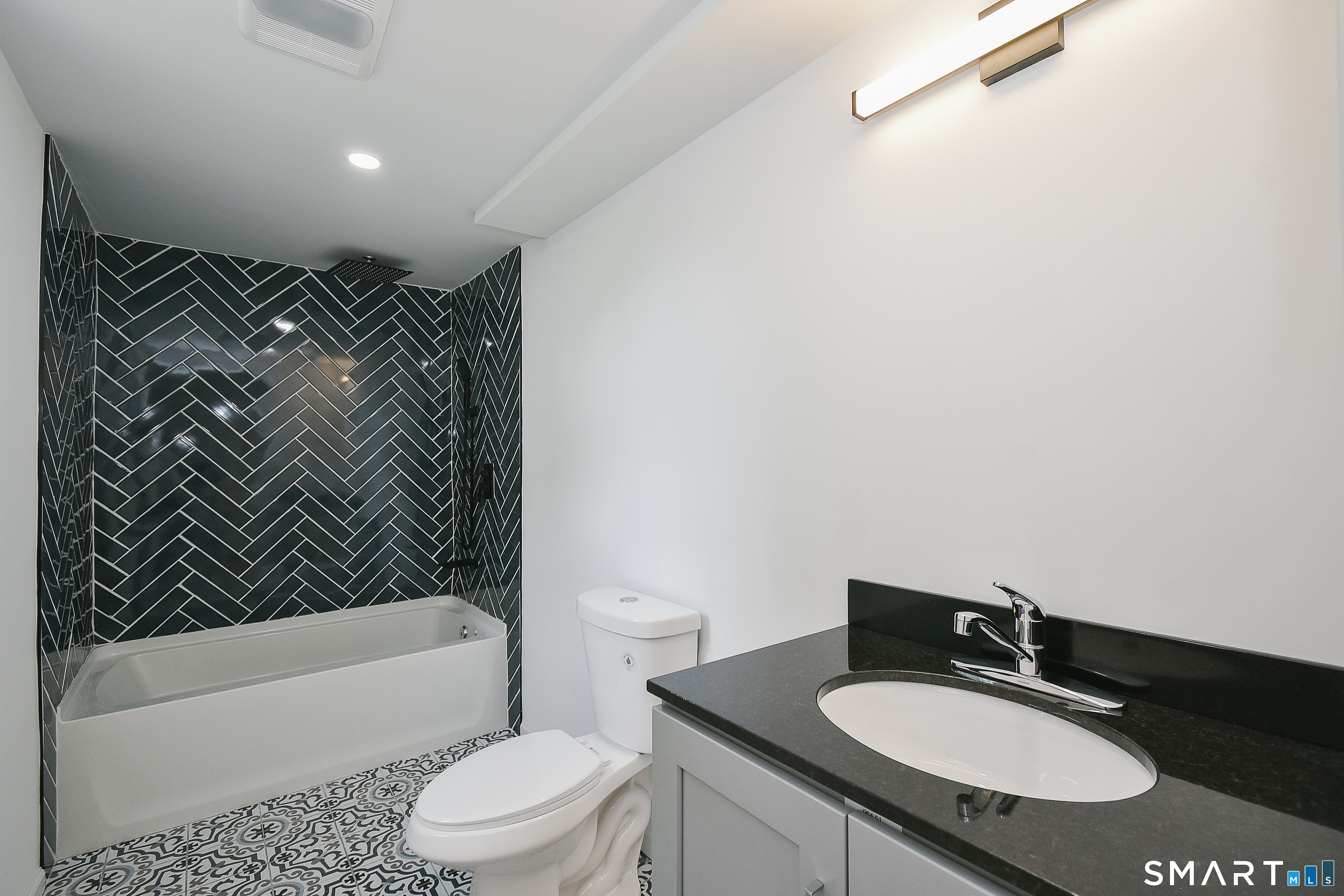 28 Birden Street Property Photo 28