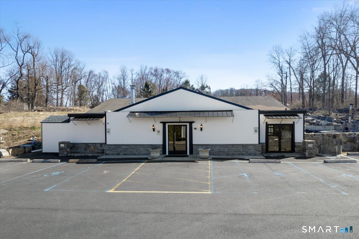 439 Candlewood Lake Road Property Photo 1