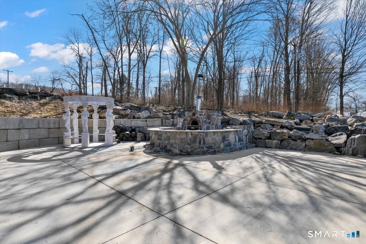 439 Candlewood Lake Road Property Photo 4