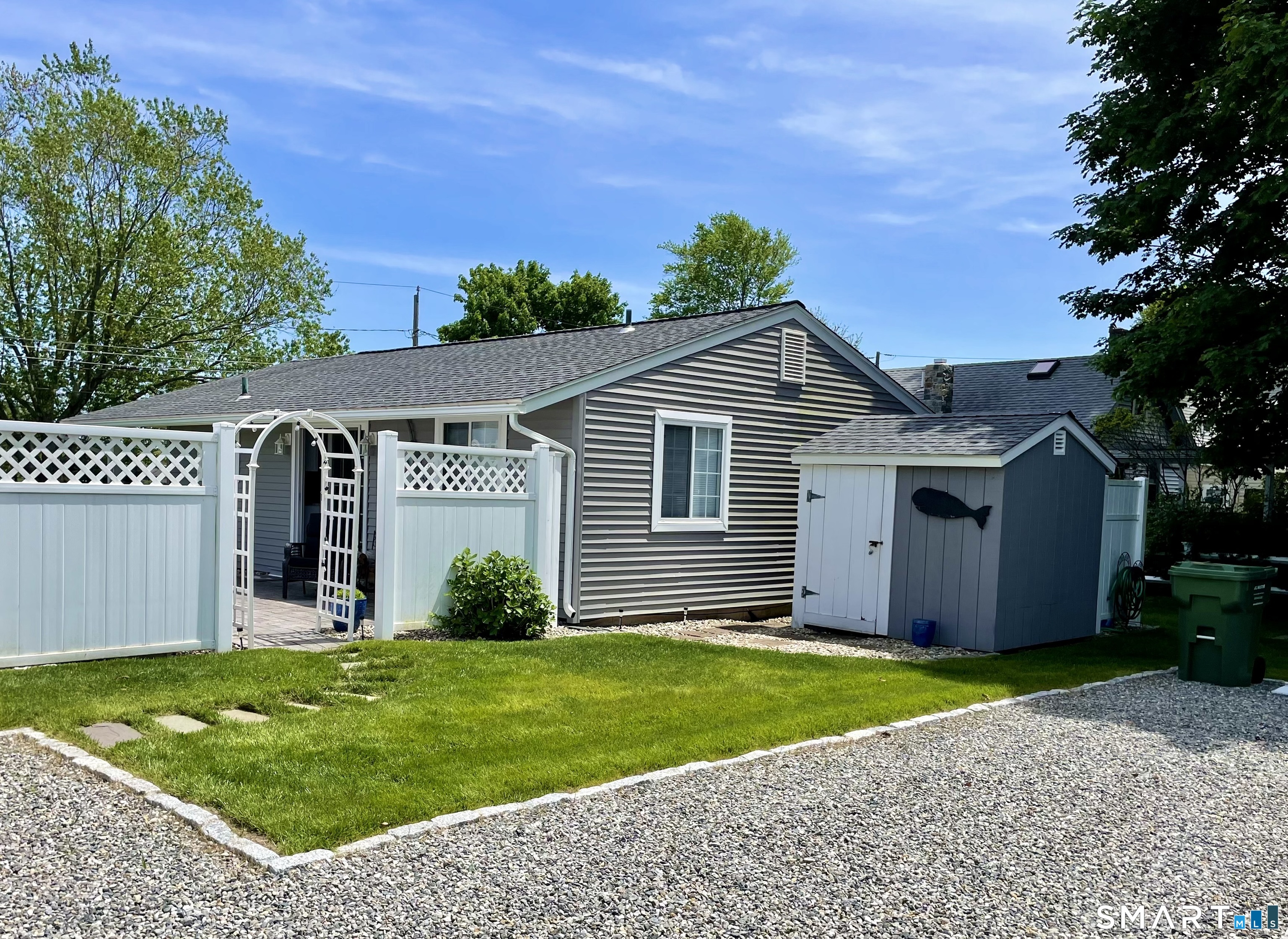 24188647 Property Photo 1
