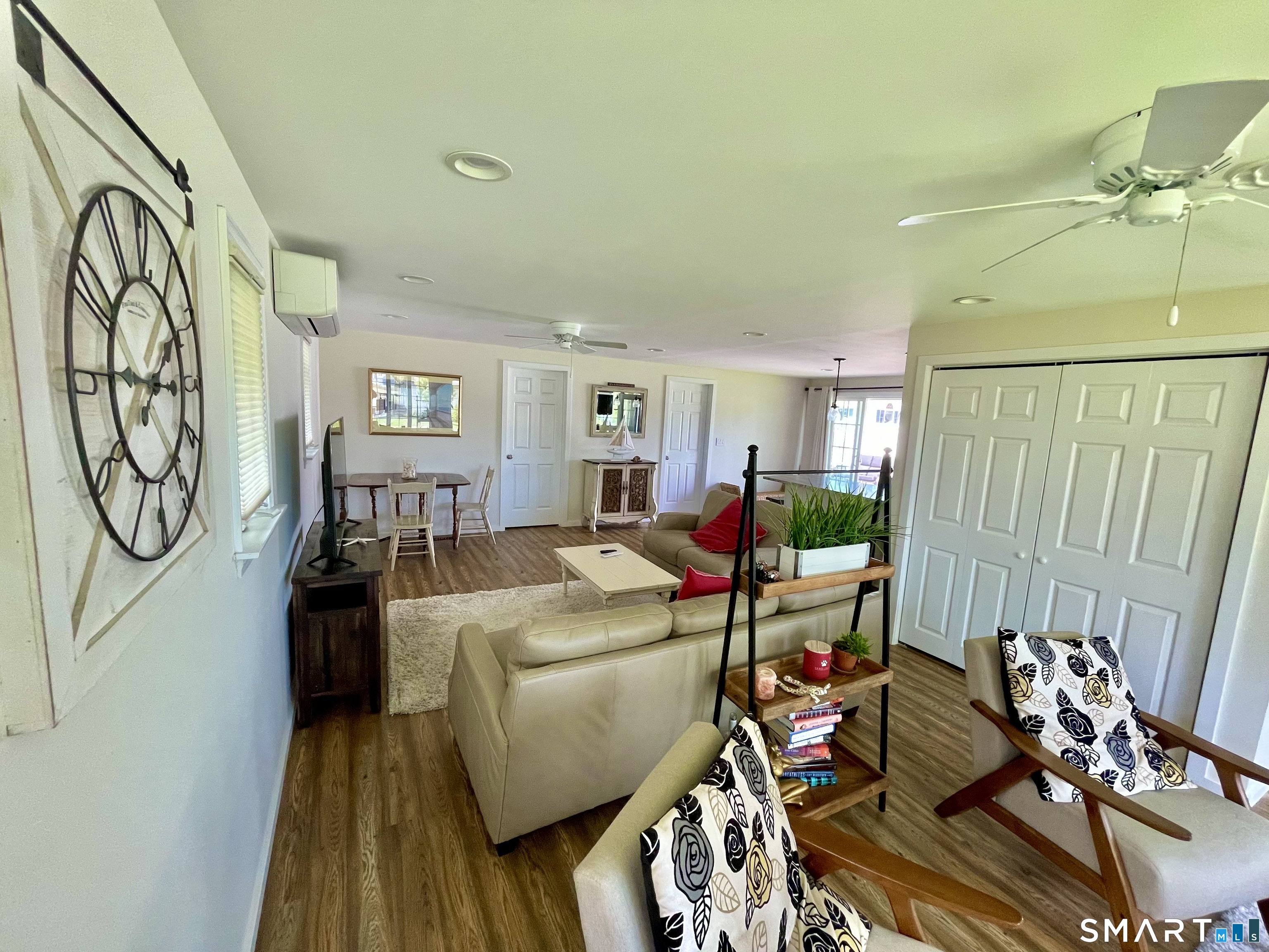 24188647 Property Photo 7