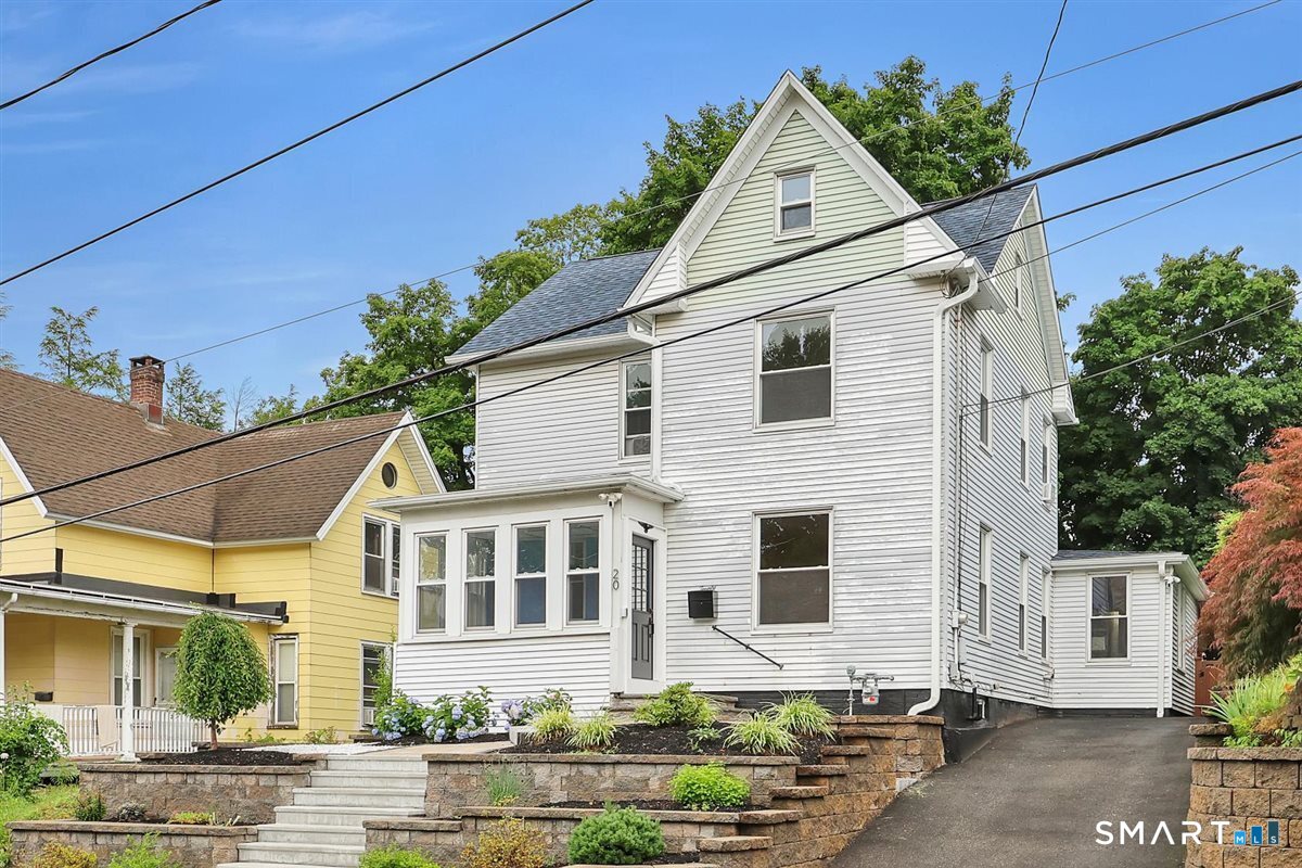 20 Fourth Street Property Photo 1