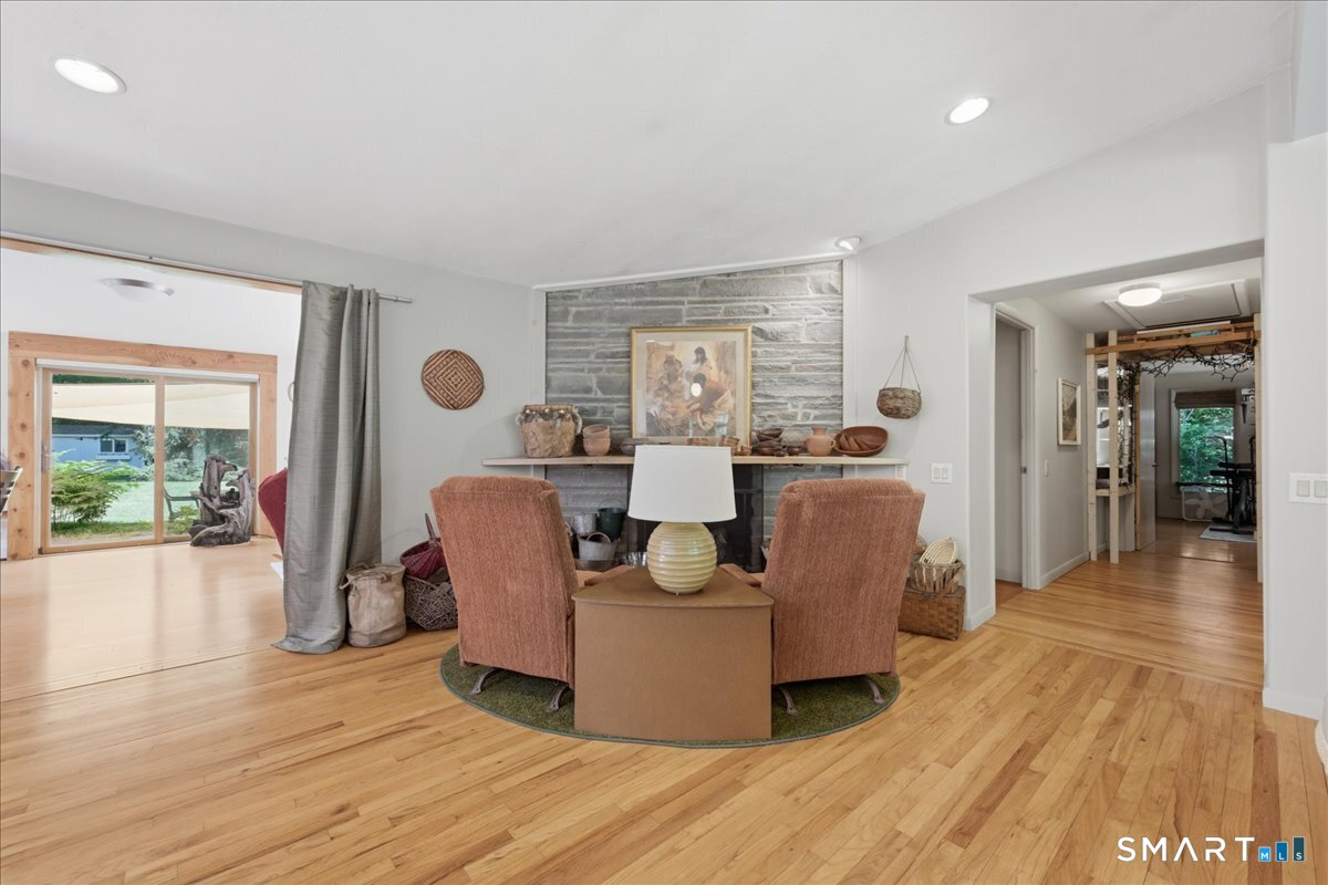 15 Mitchell Drive Property Photo 8