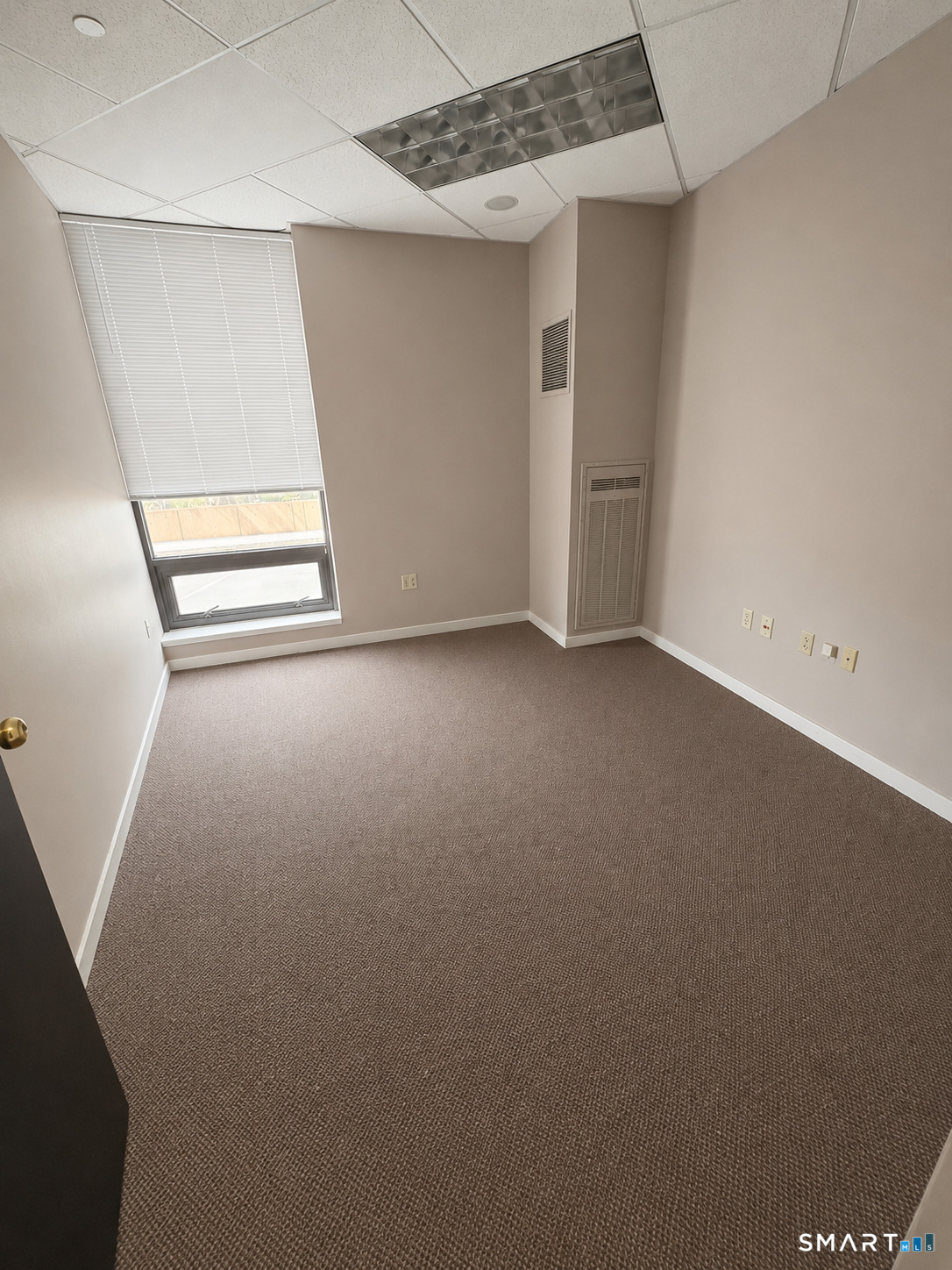 100 Wells 1b Street Property Photo 7