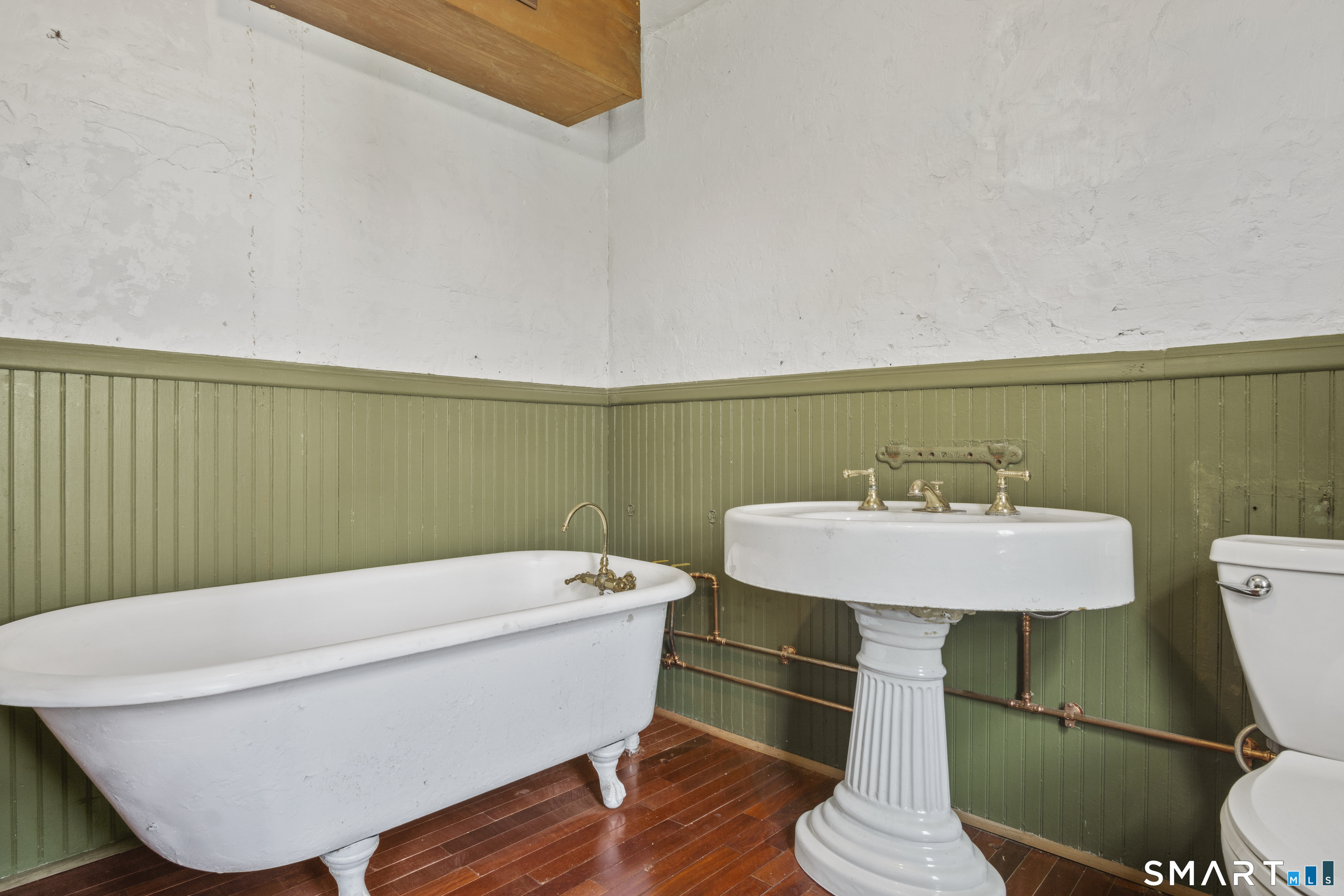 457 Roode Road Property Photo 32