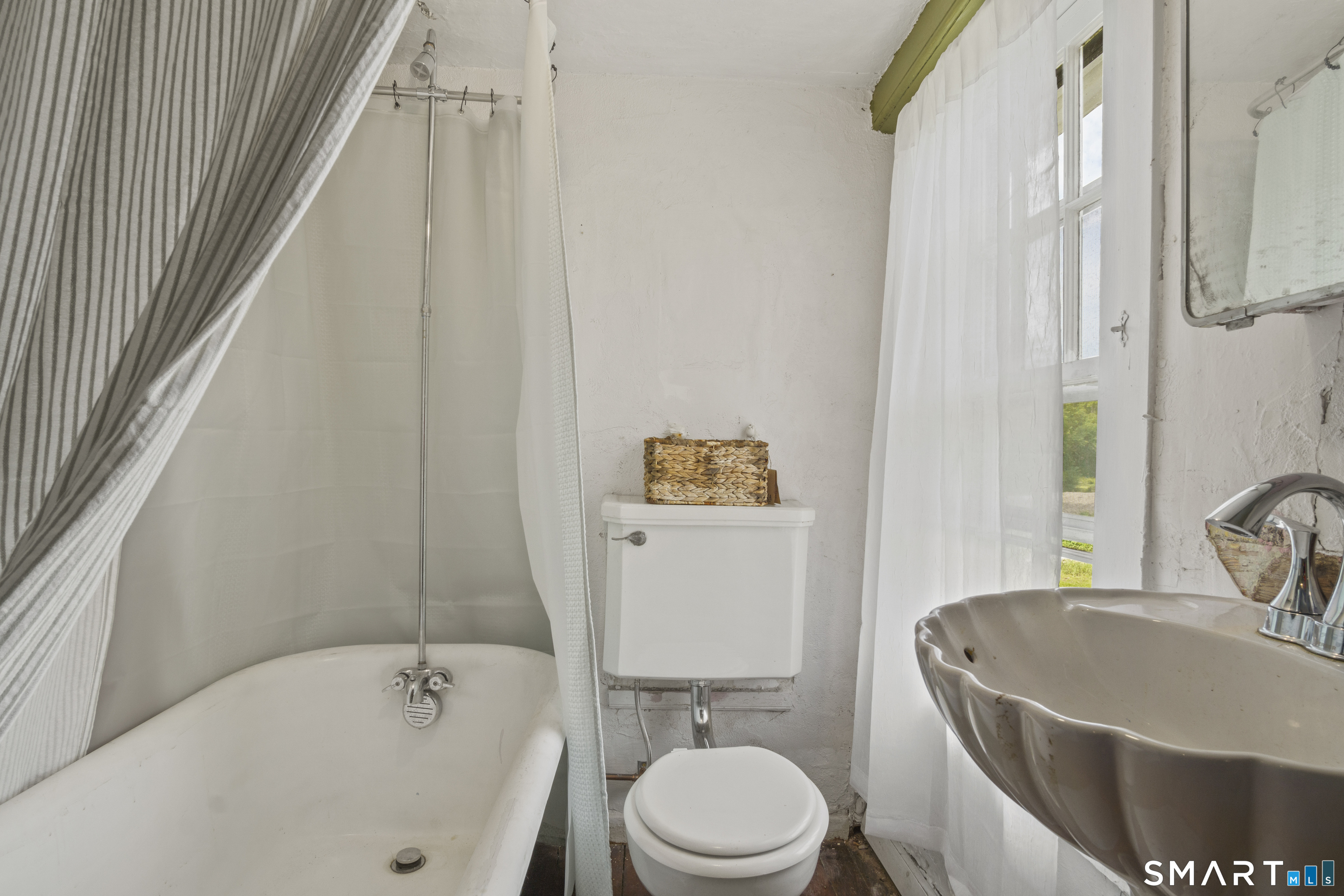 457 Roode Road Property Photo 33