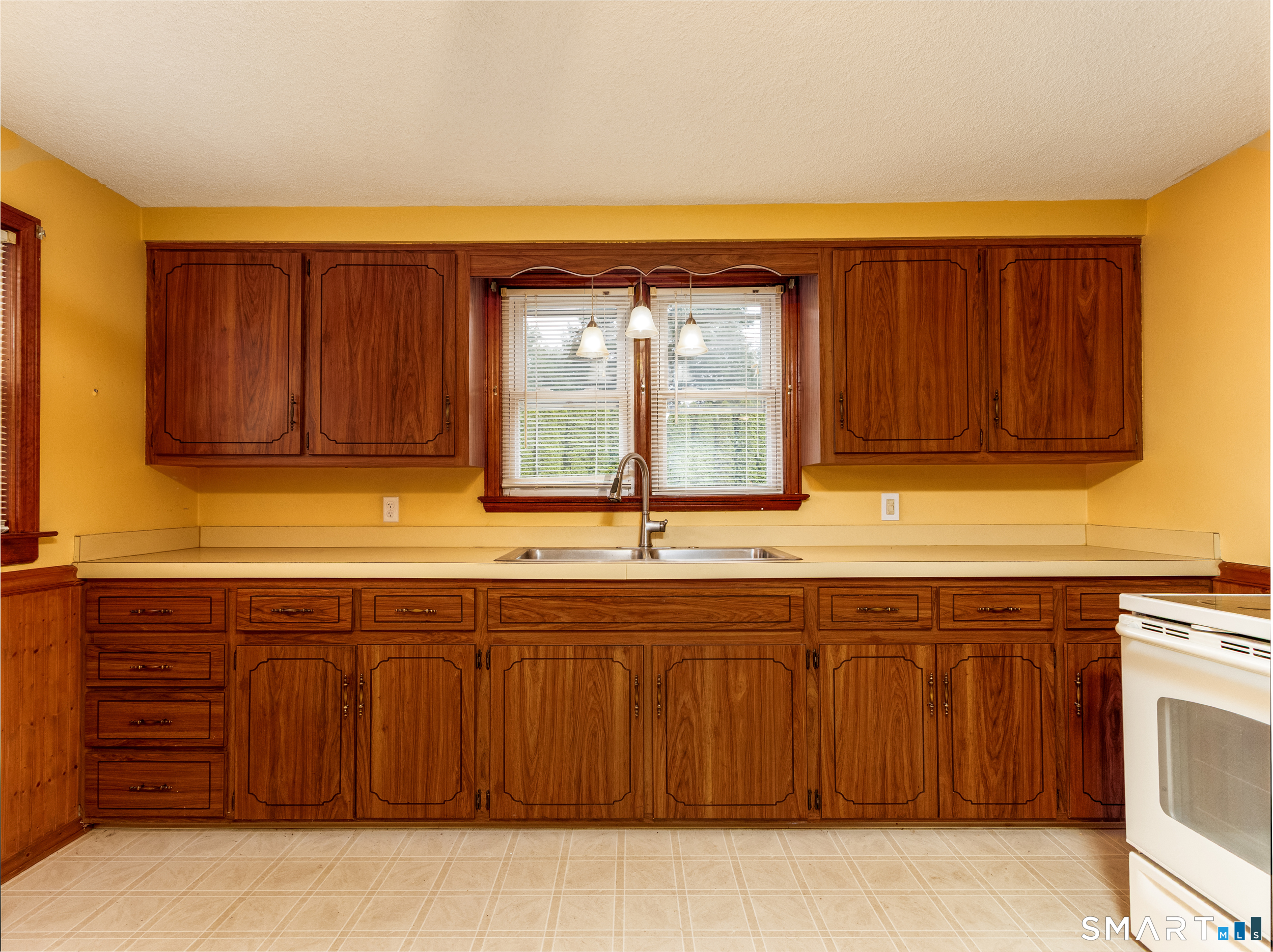 50 Pond Hill Road Property Photo 3