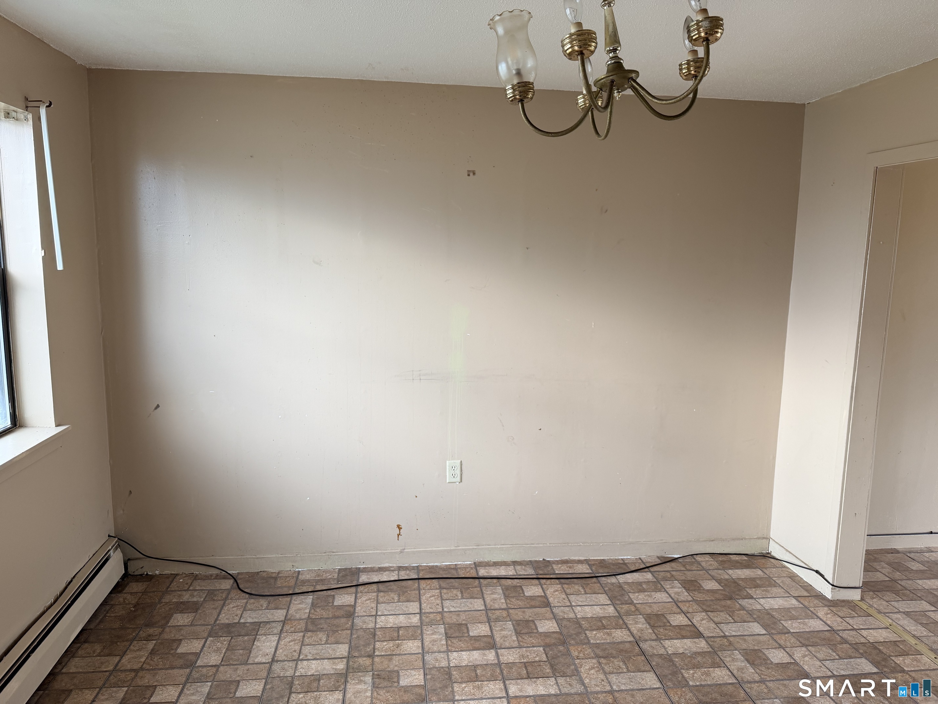 356 Wethersfield Avenue Property Photo 6
