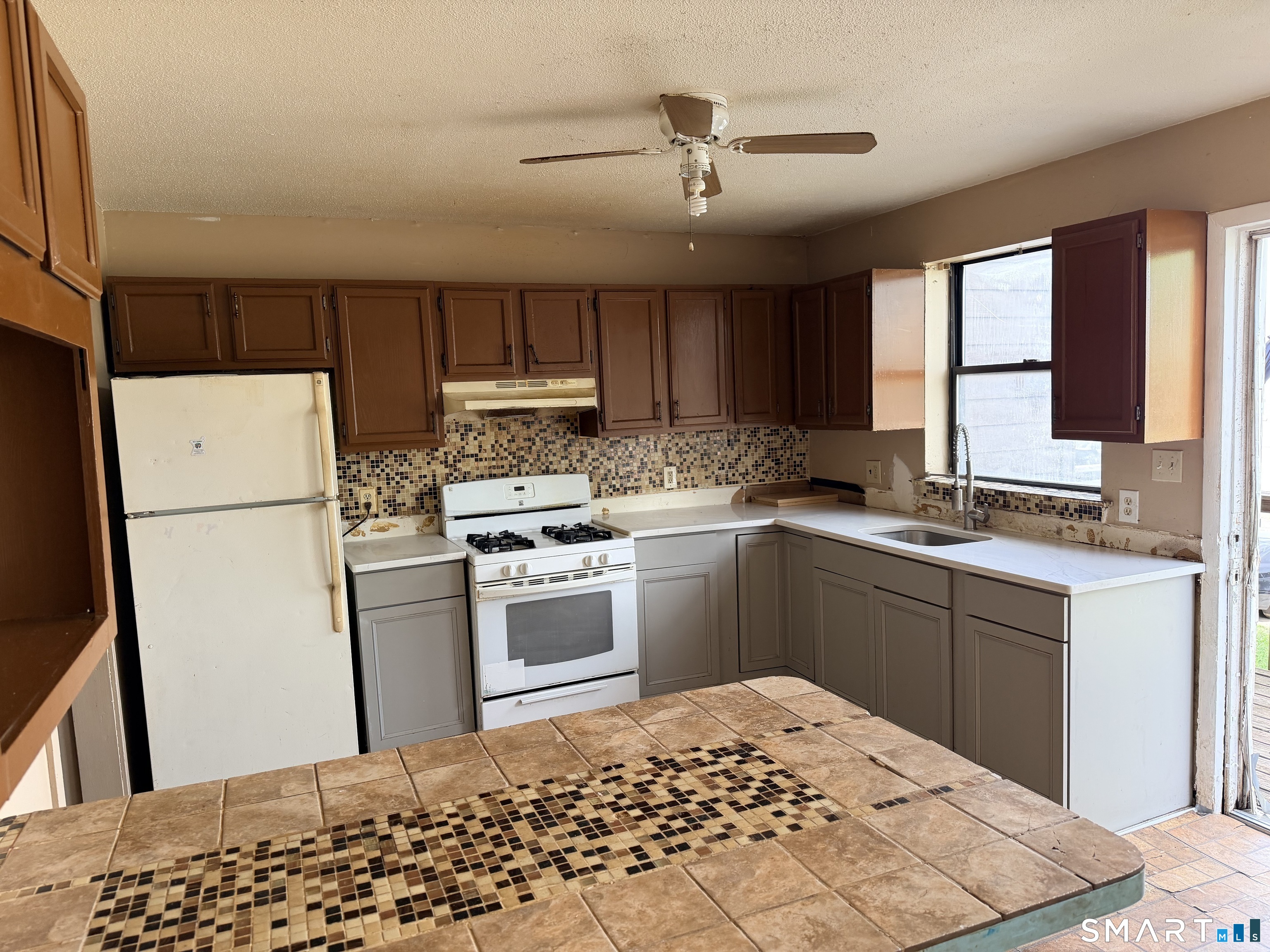 356 Wethersfield Avenue Property Photo 9