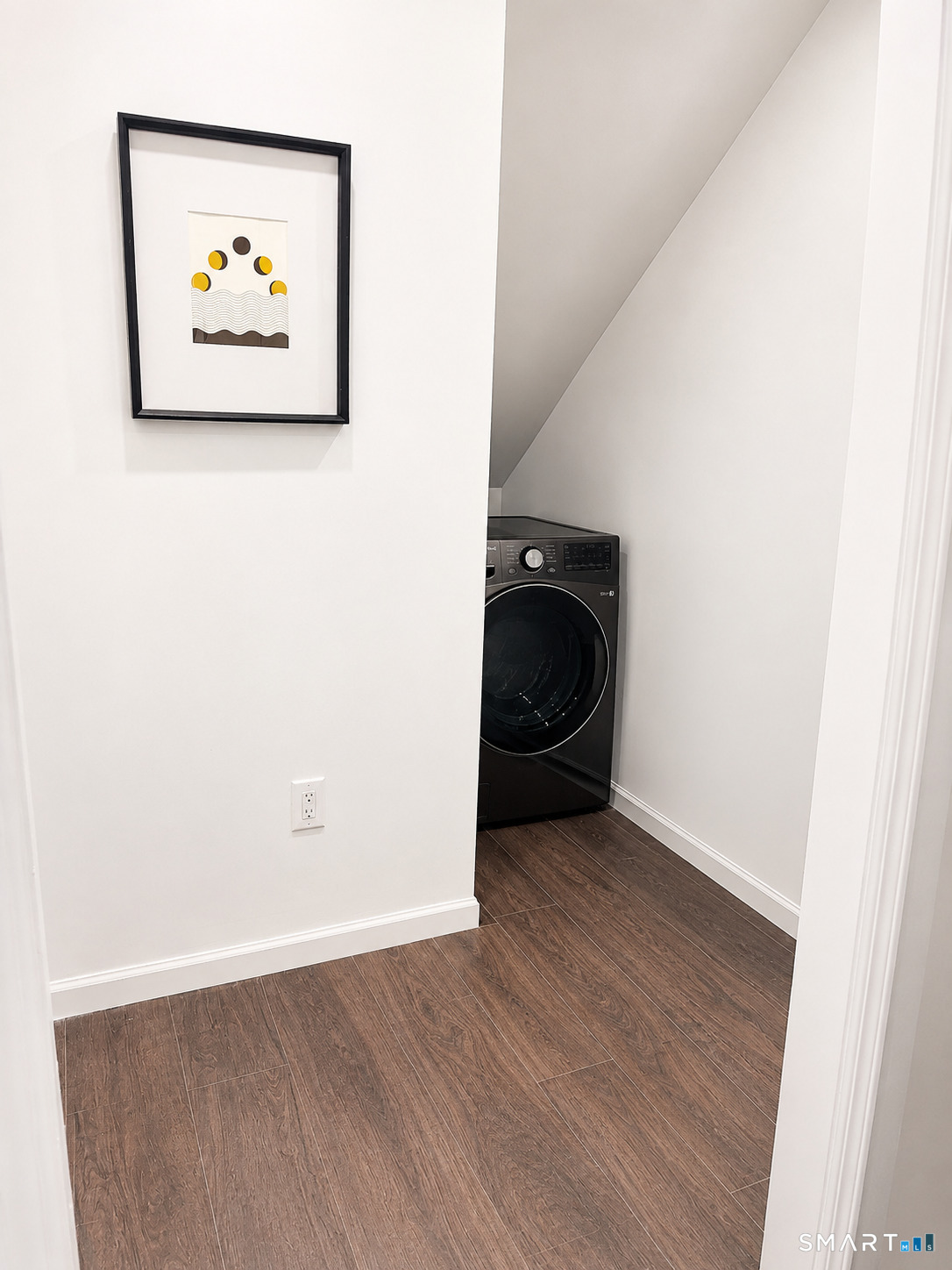 198 Castle Avenue Property Photo 15