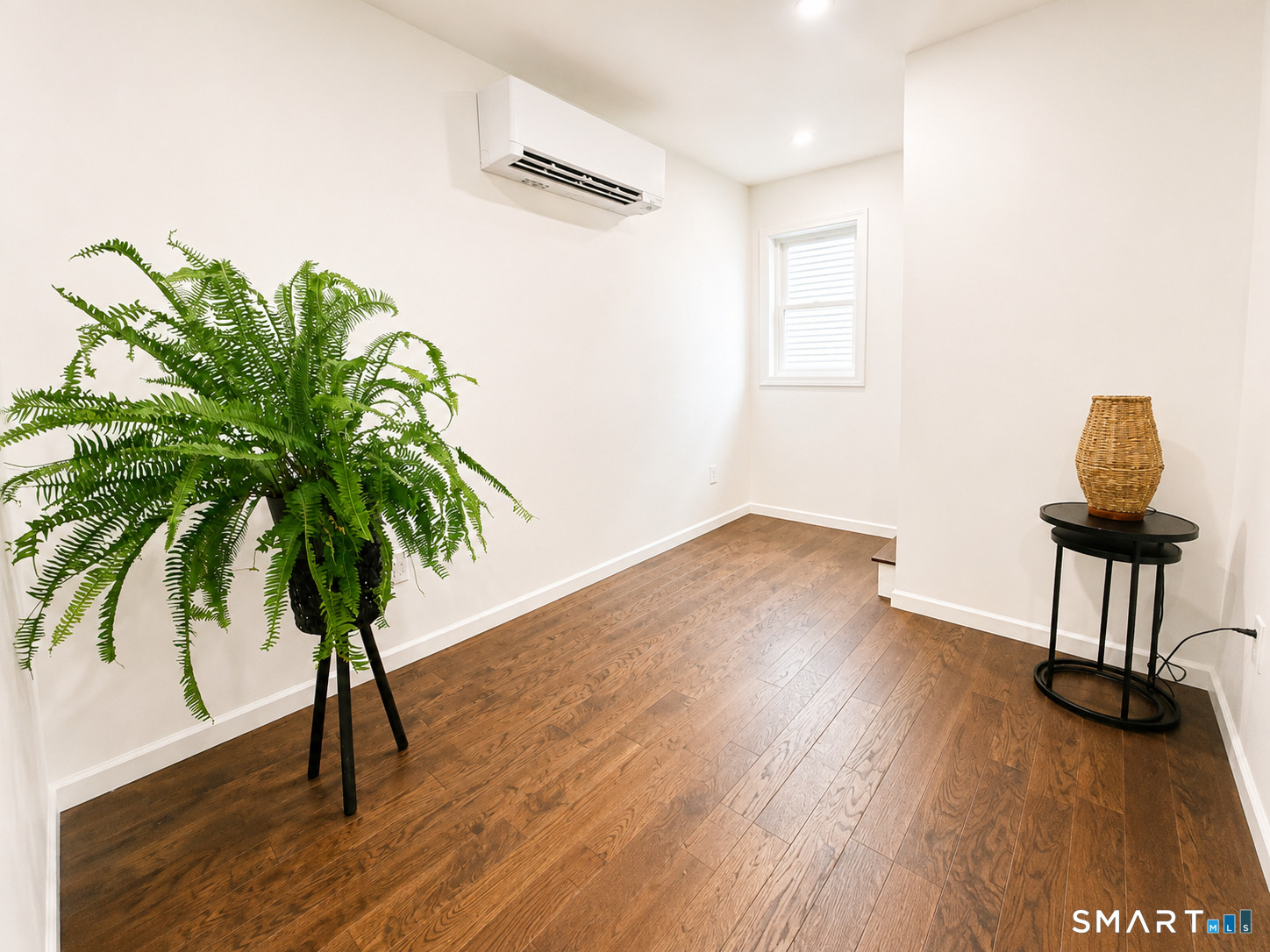 198 Castle Avenue Property Photo 22