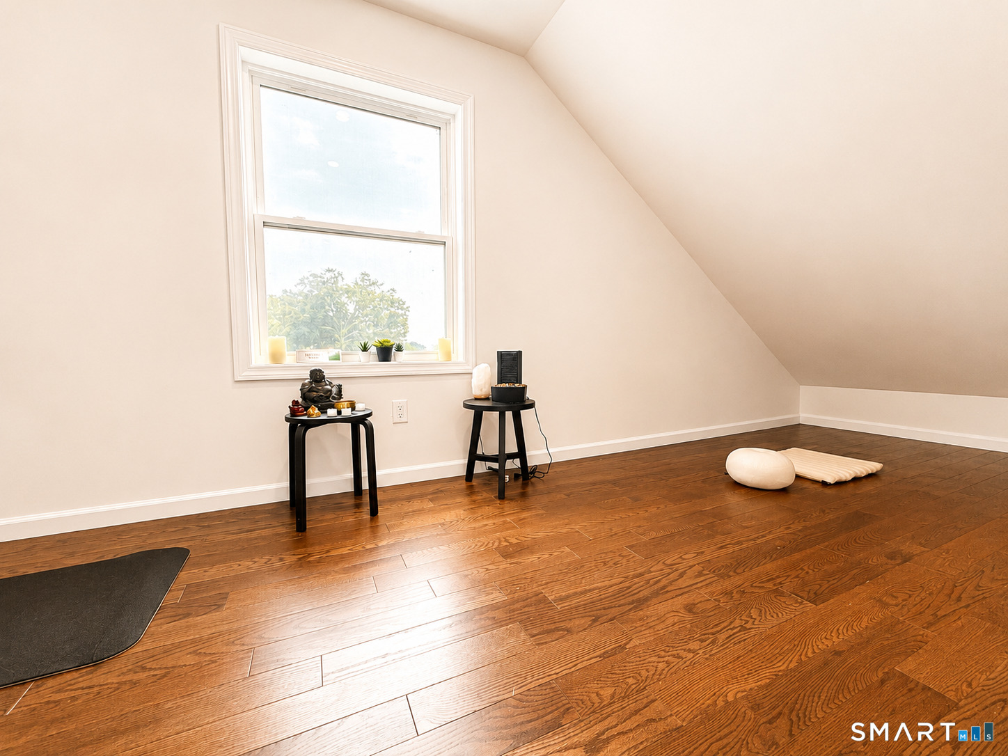 198 Castle Avenue Property Photo 28