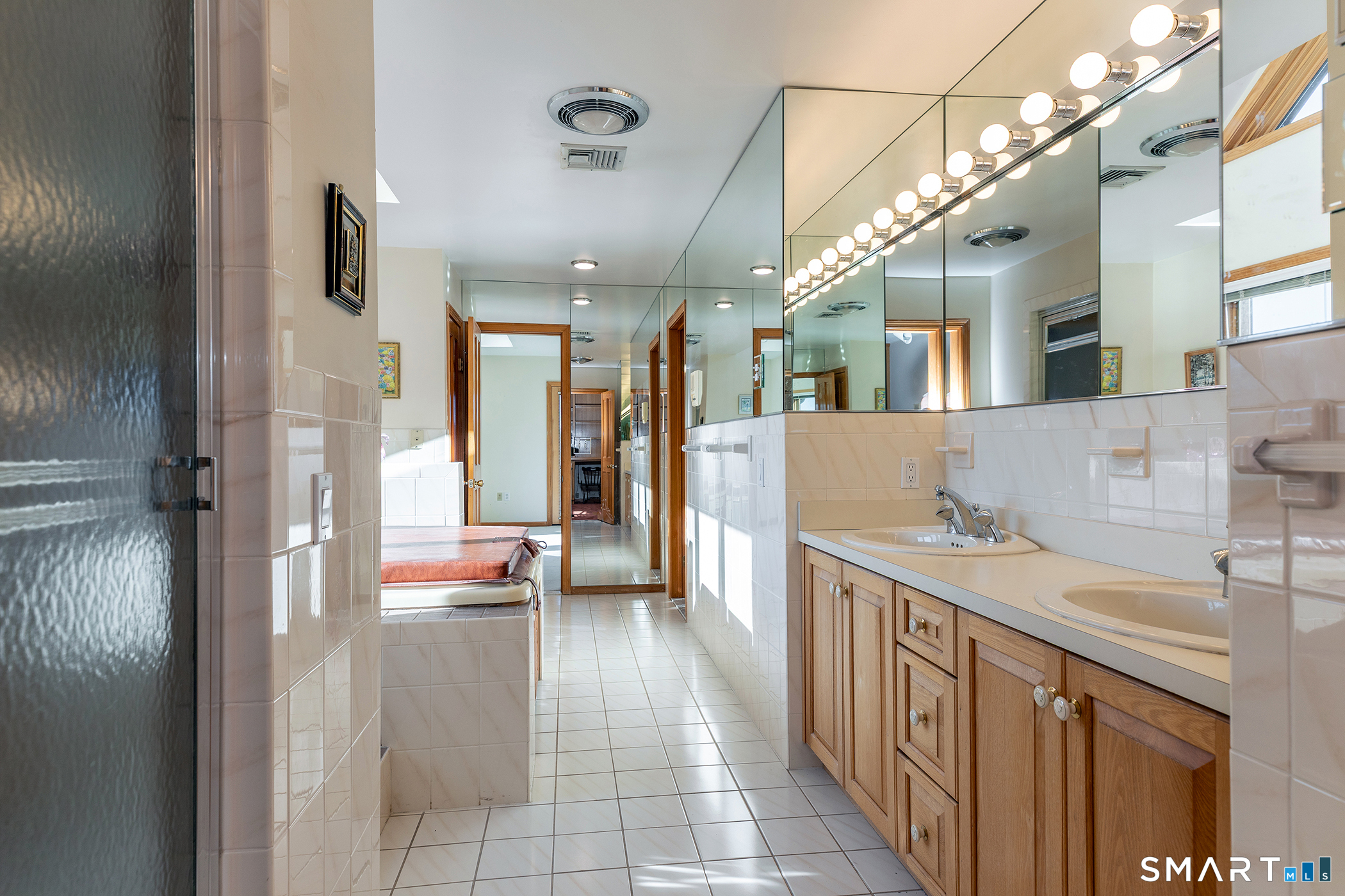 233 Southbury Road Property Photo 19